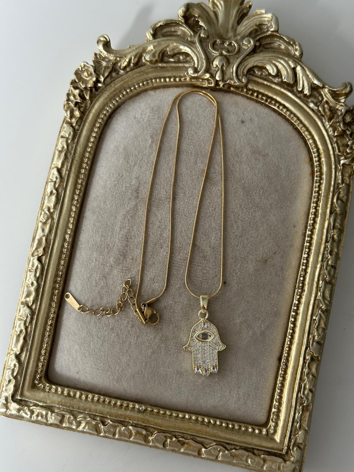 14K Gold Renkli Taşlı Fatma Ana Eli Kolye