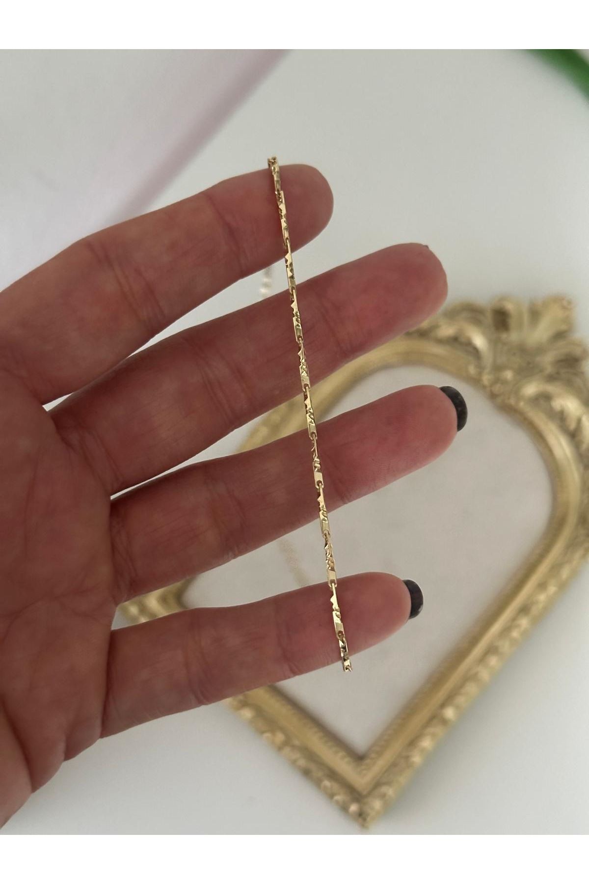 14K Gold Renkli Parlak Döner Döküm Kolye