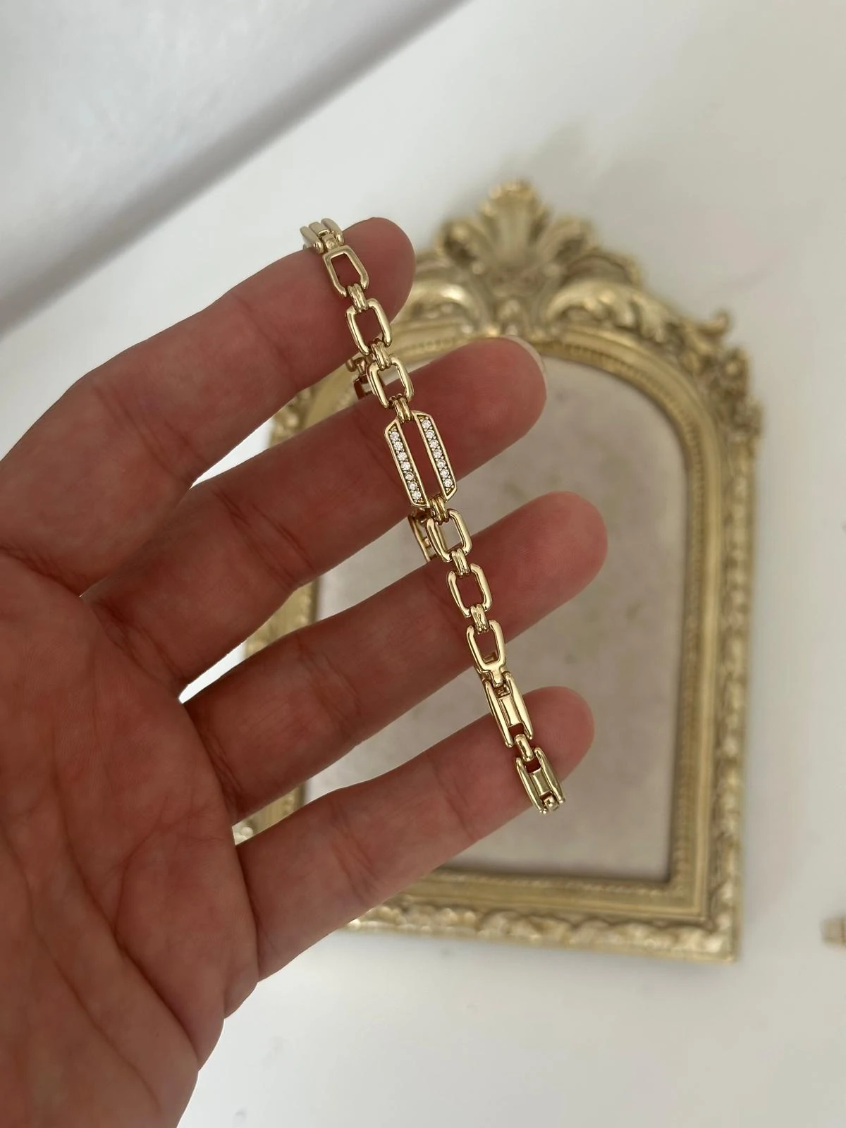 14K Gold Renkli Ortası Dikdörtgen Kesim Taşlı İki Künye Kesimli Bileklik