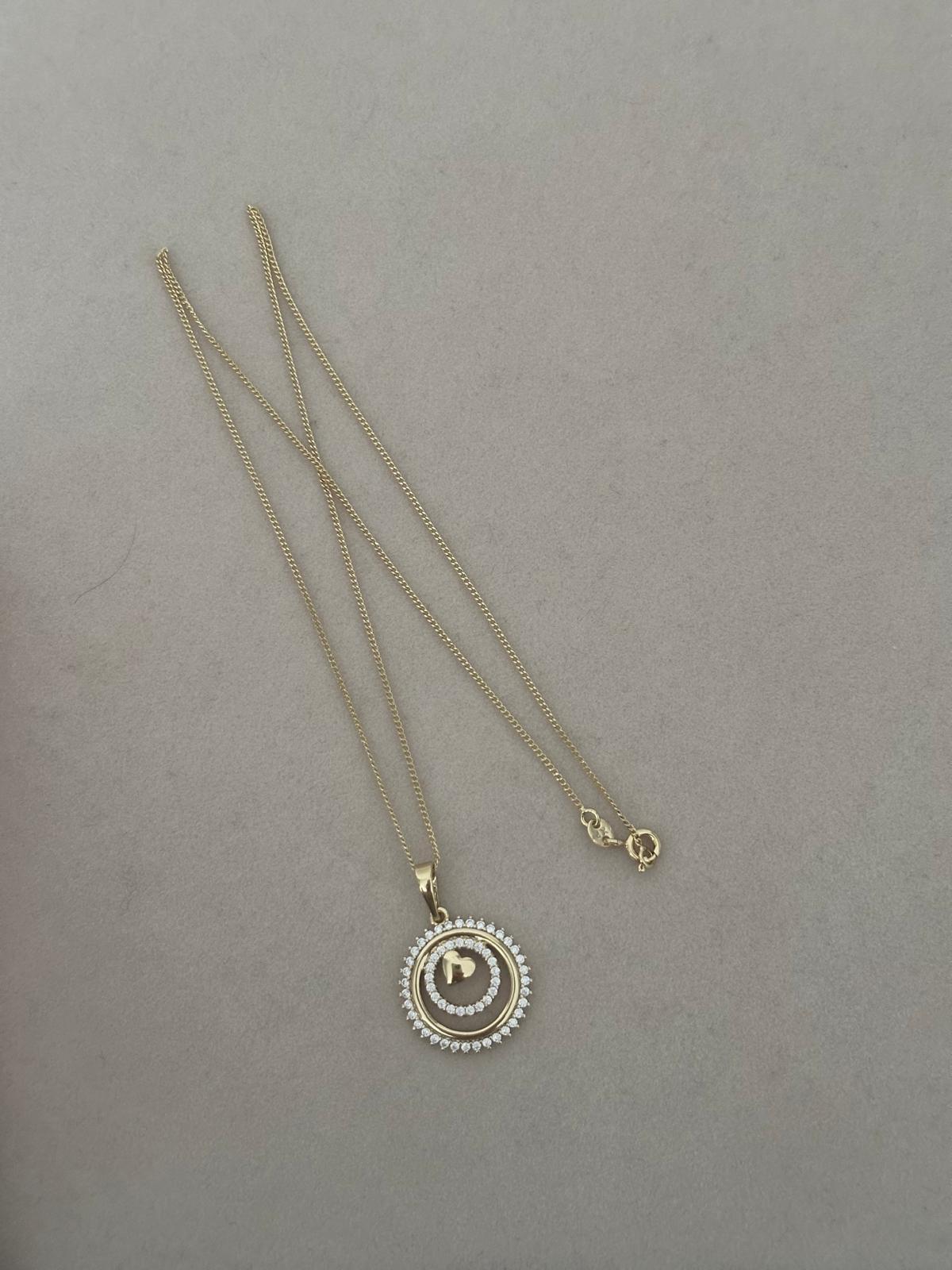 14K Gold Renkli İki Halkalı Taşlı Ortası Kalp Figürlü Kolye