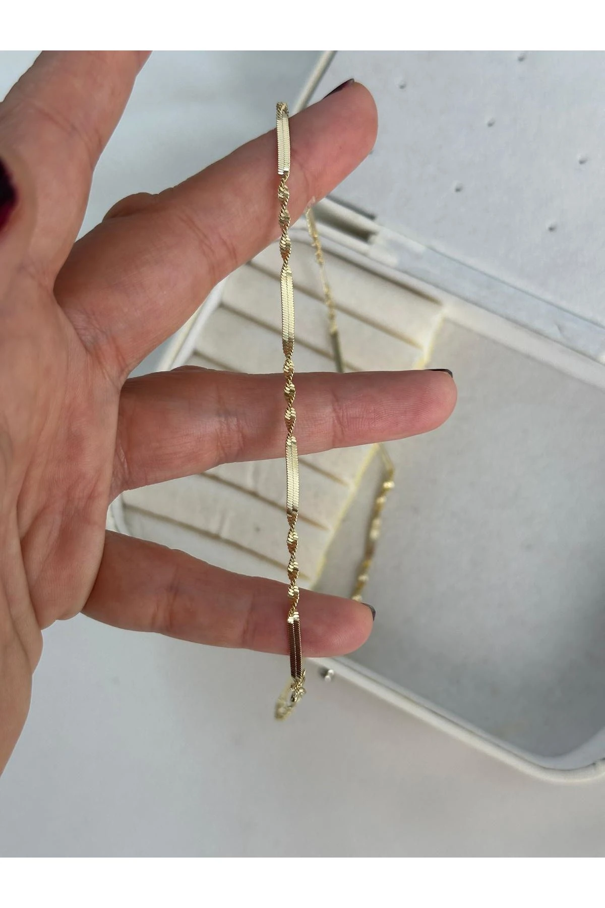 14K Gold Renkli  Burgu Araları İtalyan Zİncir Parlak Kolye