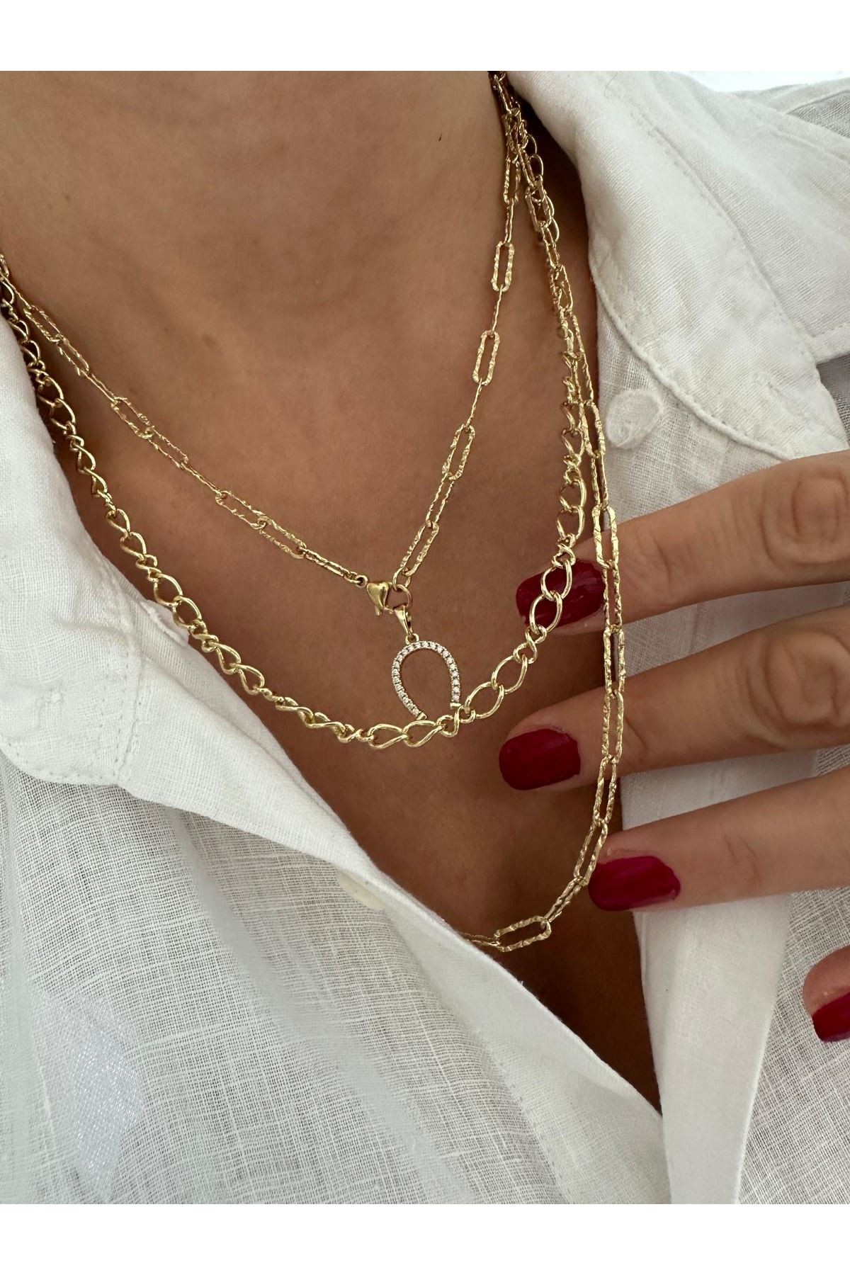 14K Gold Renkli  Ataç Varak Desenli Kolye