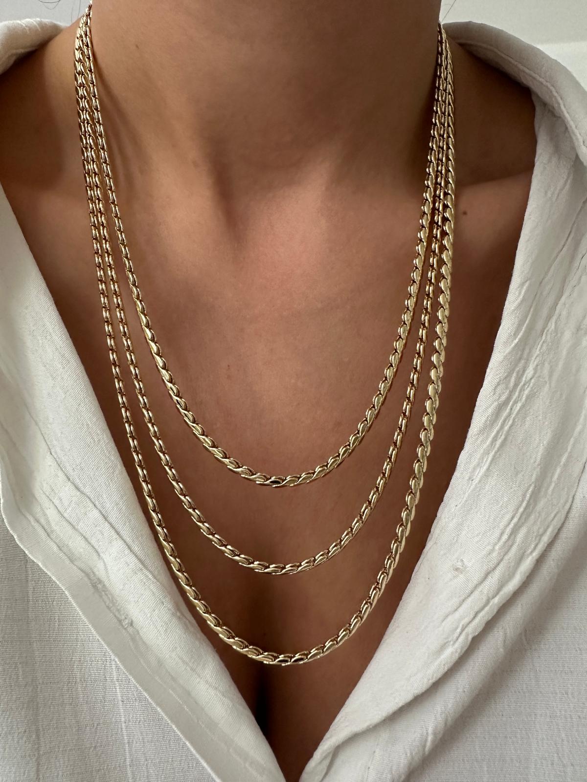 14K Gold Renkli  Ezme Sprial Orta Kalın Kolye