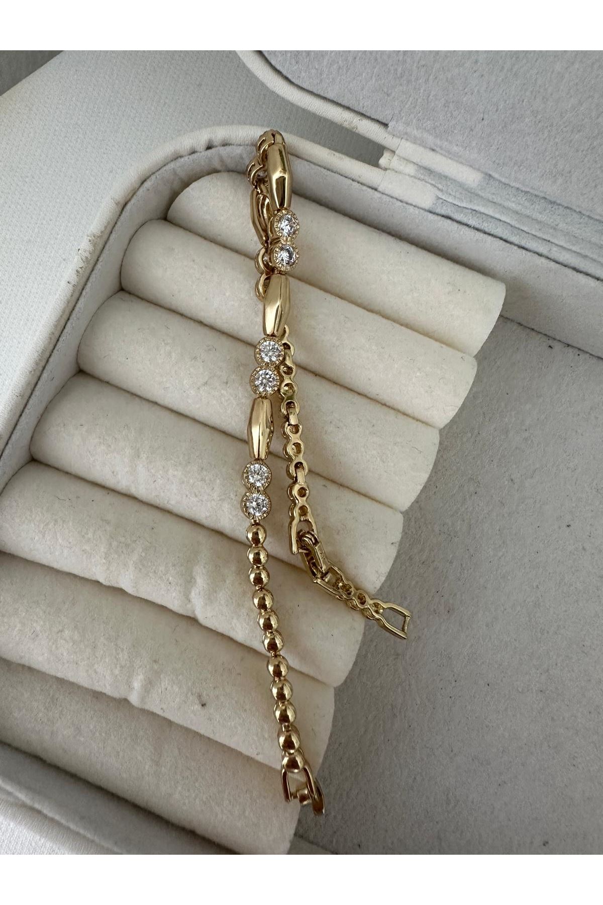 Gold14K Gold Renkli  Dorika Oval Topçuklu İkili Taşlı Bileklik