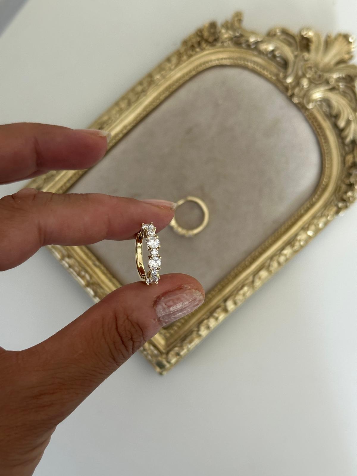 14K Gold Renkli Elmas Form Taşlı Küpe