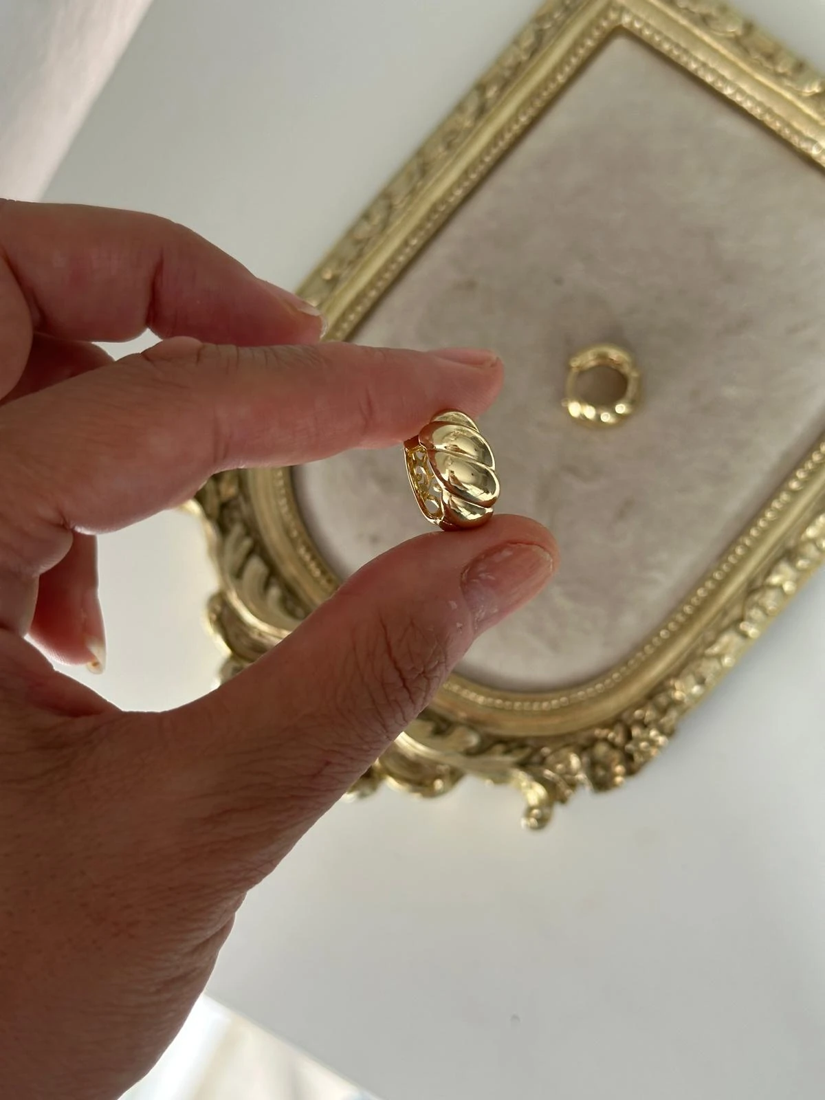 14K Gold Renkli Burgu Kalın Tok Halka Kuyum Küpe