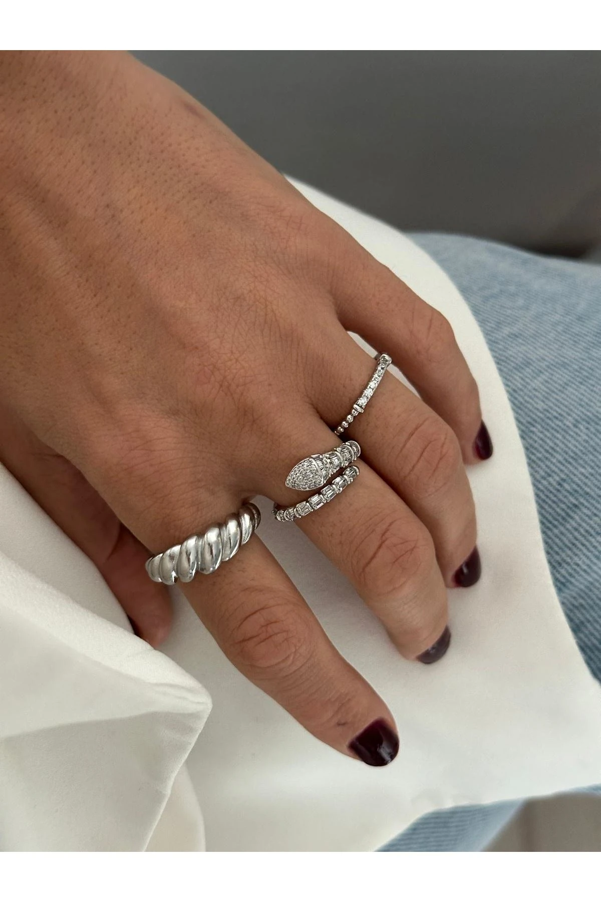 Gümüş Renkli Burgu Bomb Yüzük