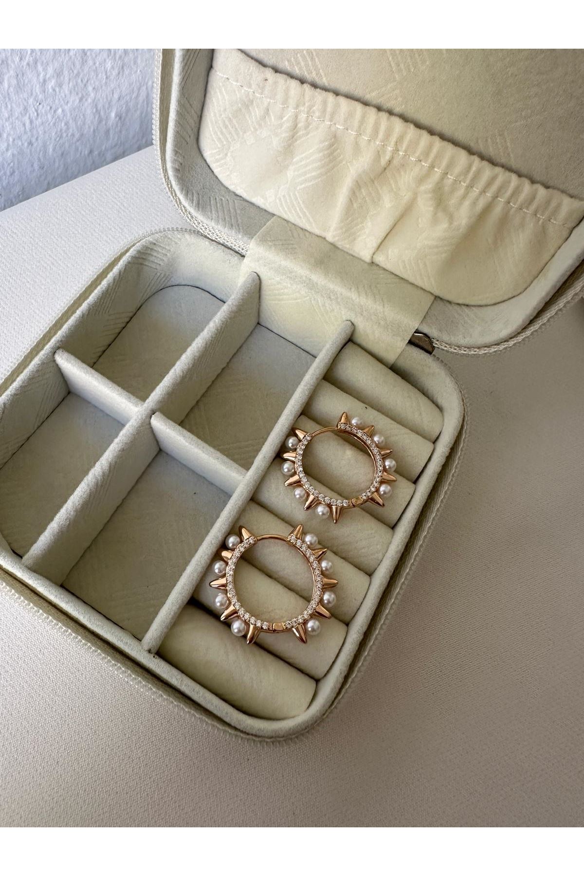 18K Rose Gold Renkli İnci Çivi Taşlı Model Orta Boy Küpe