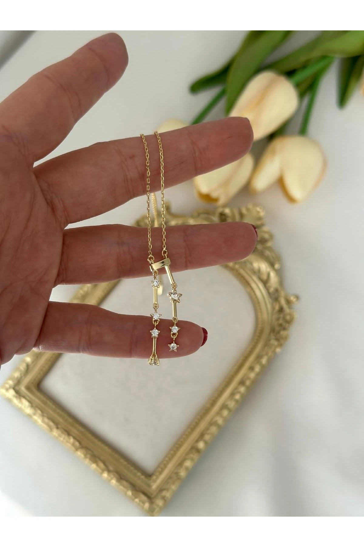 14K Gold Renkli  Yıldız Taşlı Sarkıt Dekolte Kolyesi