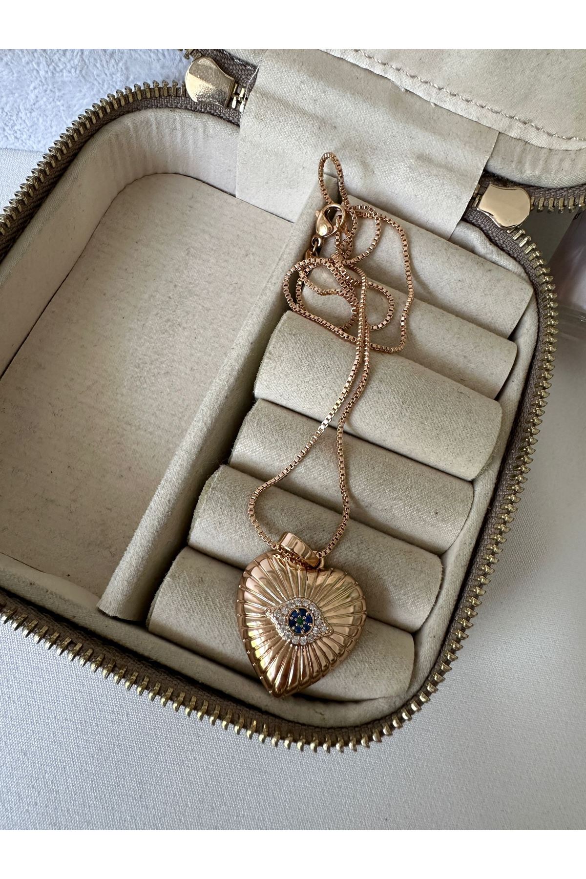 18K Rose Gold Renkli Kalp Göz Küp Zincir Kolye