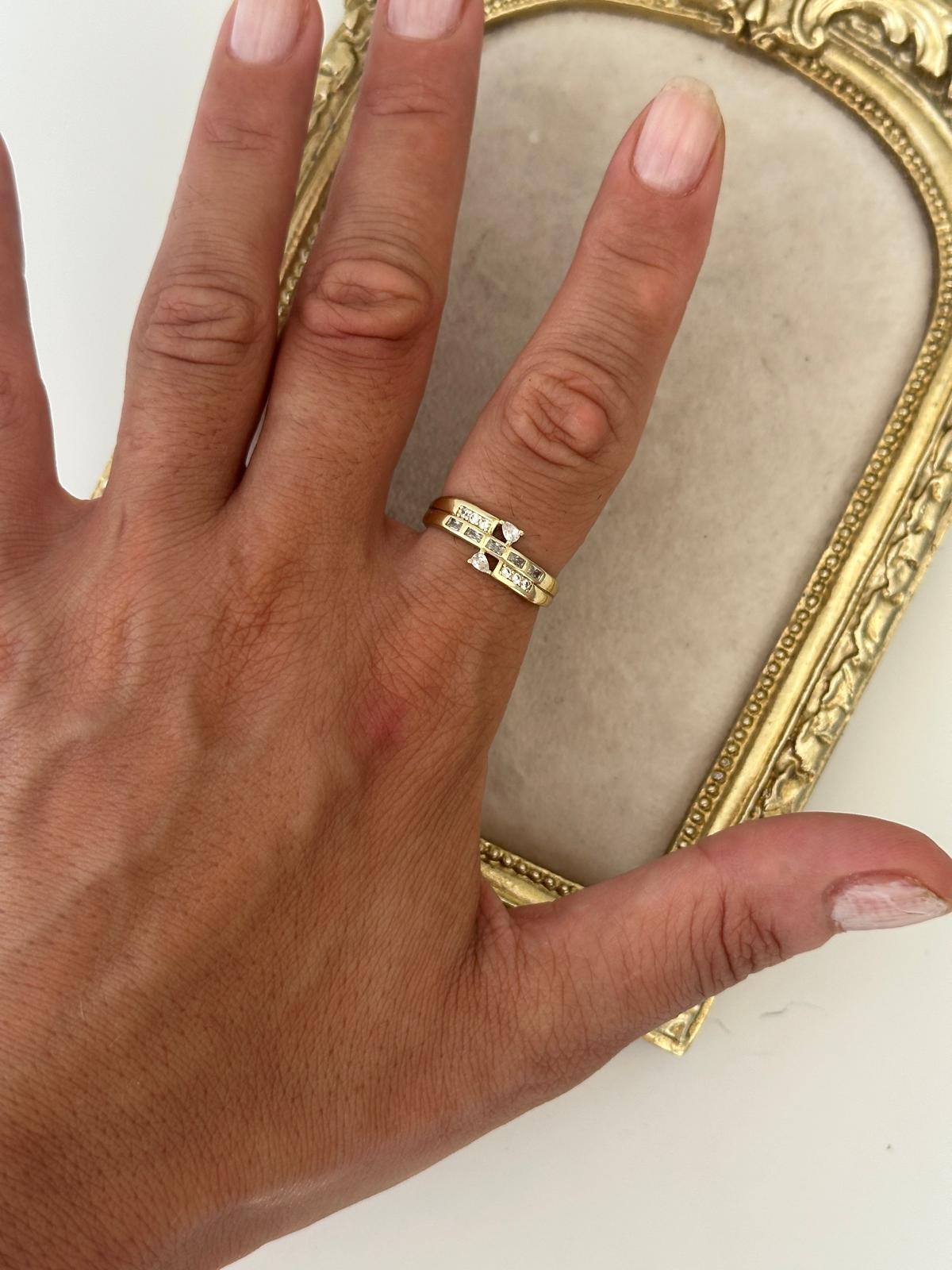 14K Gold Renkli Üçlü Görünüm Geometrik Taşlı Ayarlanabilir Yüzük