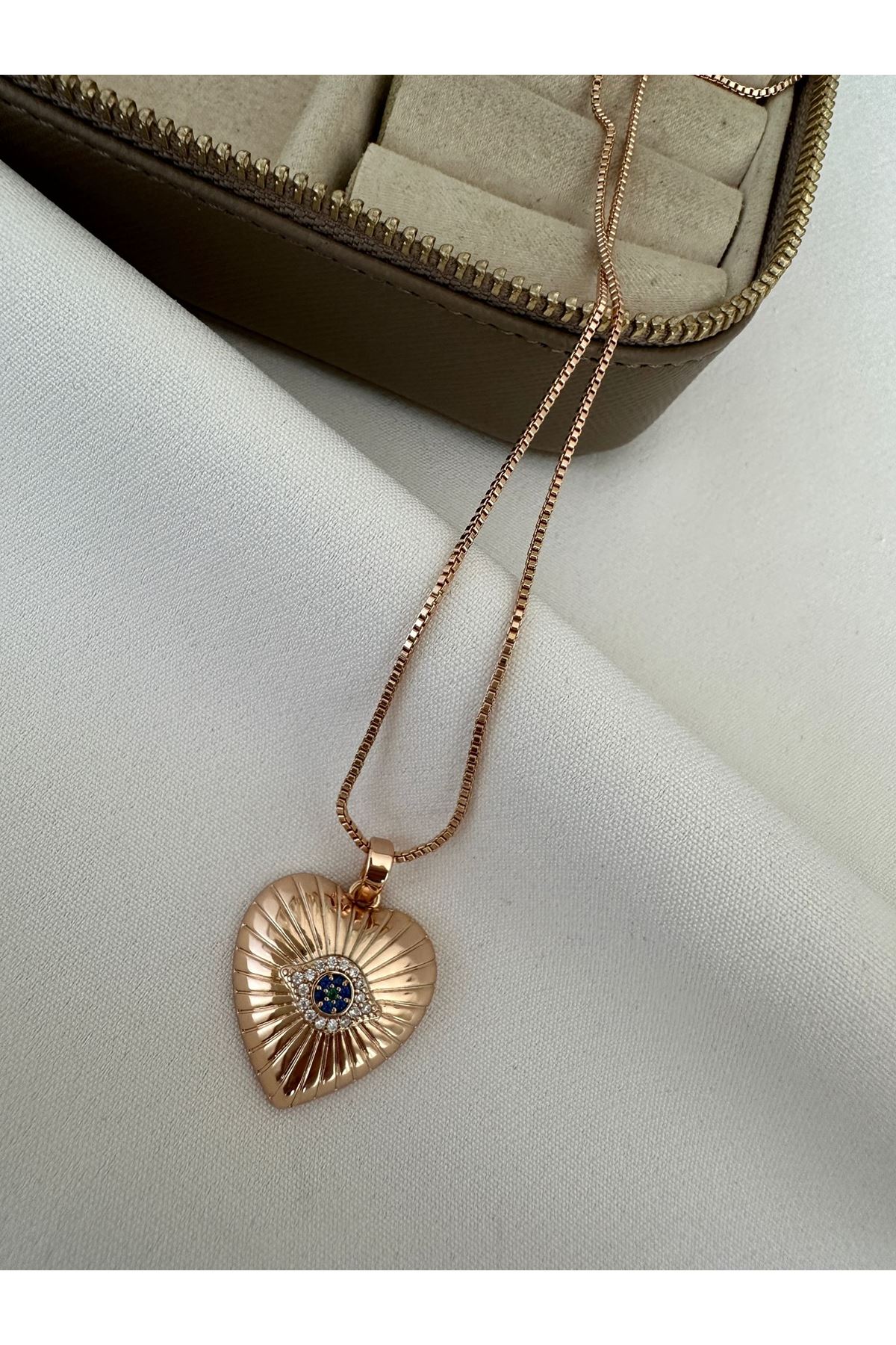 18K Rose Gold Renkli Kalp Göz Küp Zincir Kolye
