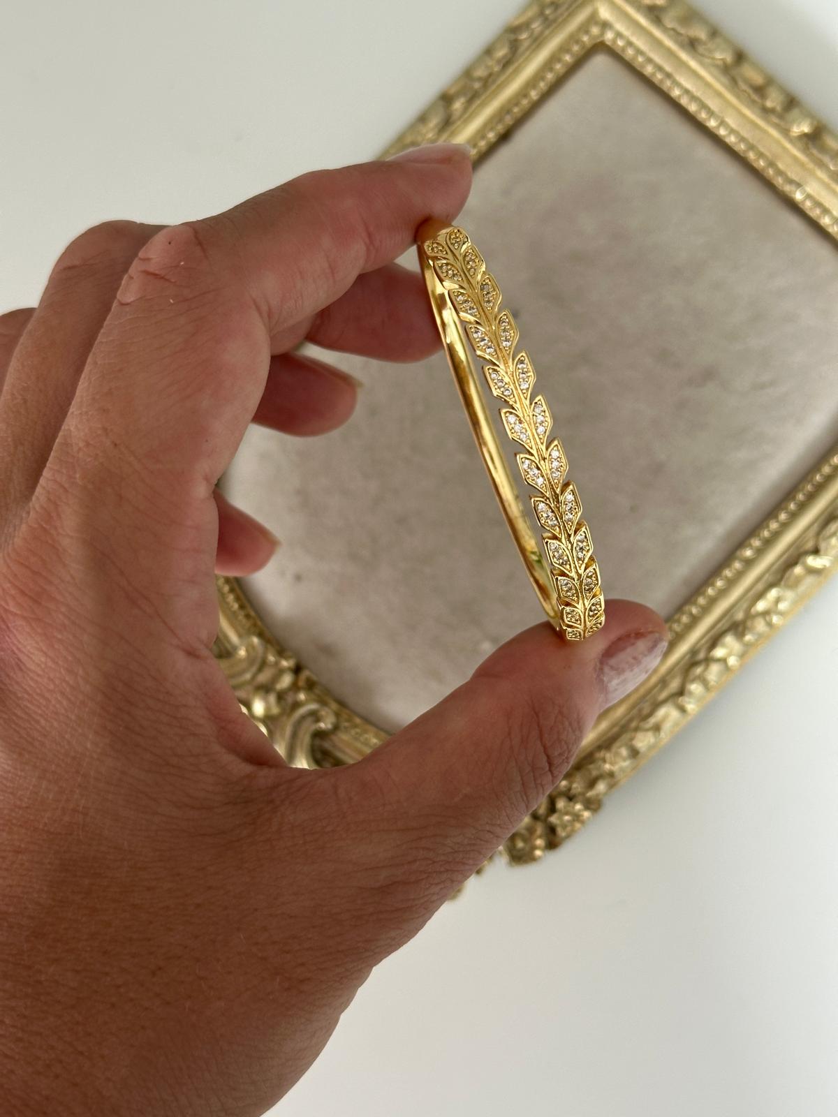 Gold Zeytin Dalı Yaprağı Montür Taşlı Kelepçe