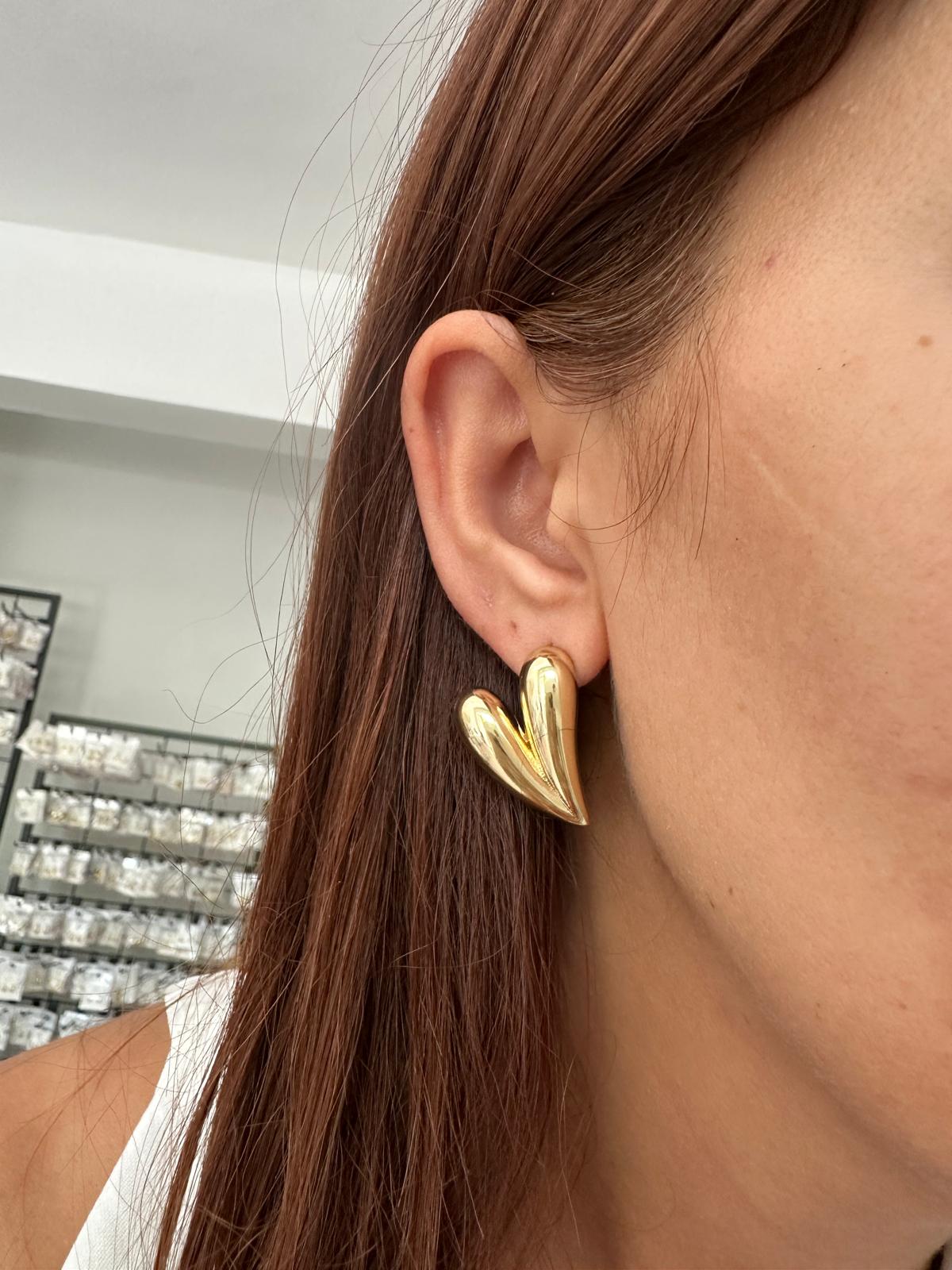 14K Gold Renkli Marka Kalp Dolum Küpe