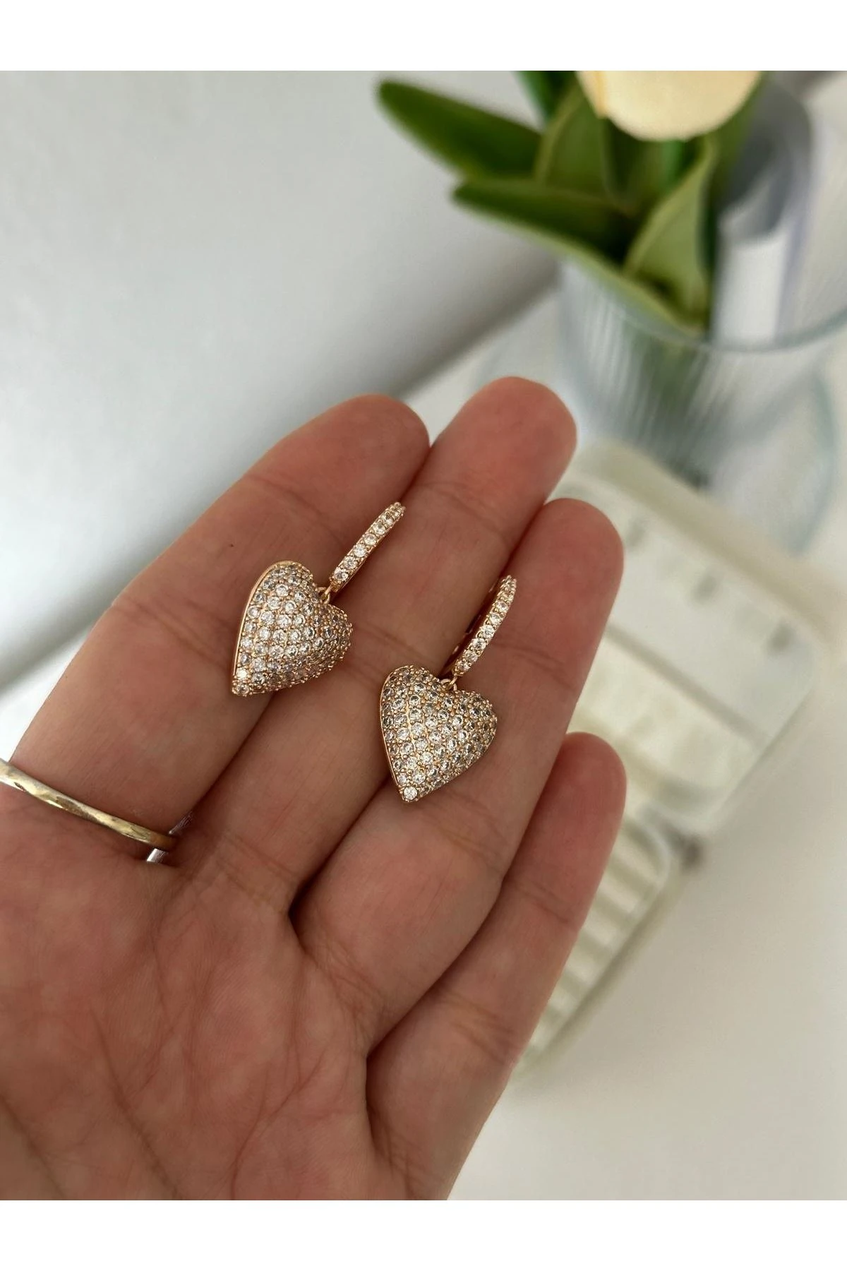 18K Rose Gold Renkli Kalp Full Bomb Halka Taşlı Küpe