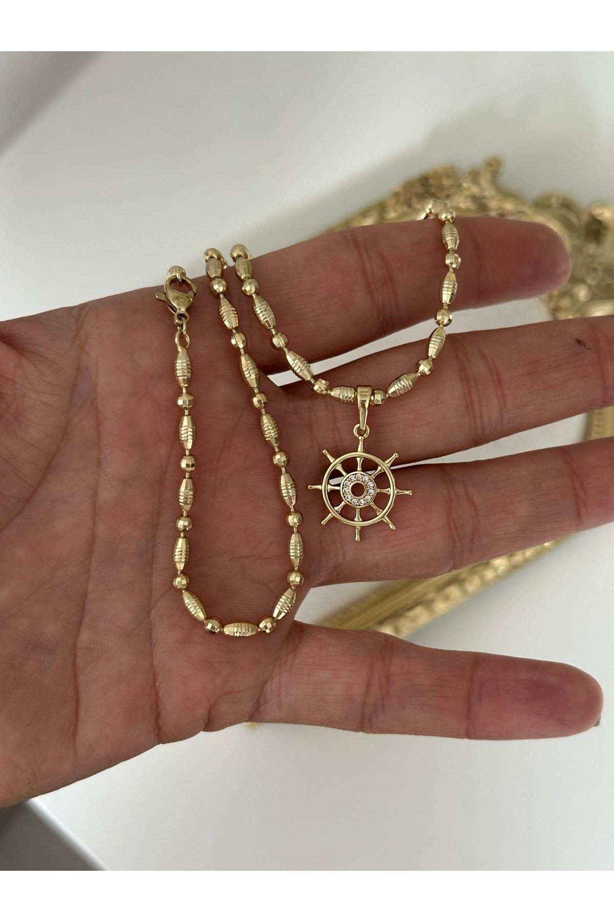 14K Gold Renkli Dorika Dolum Parlak Dümen Kilit Kolye