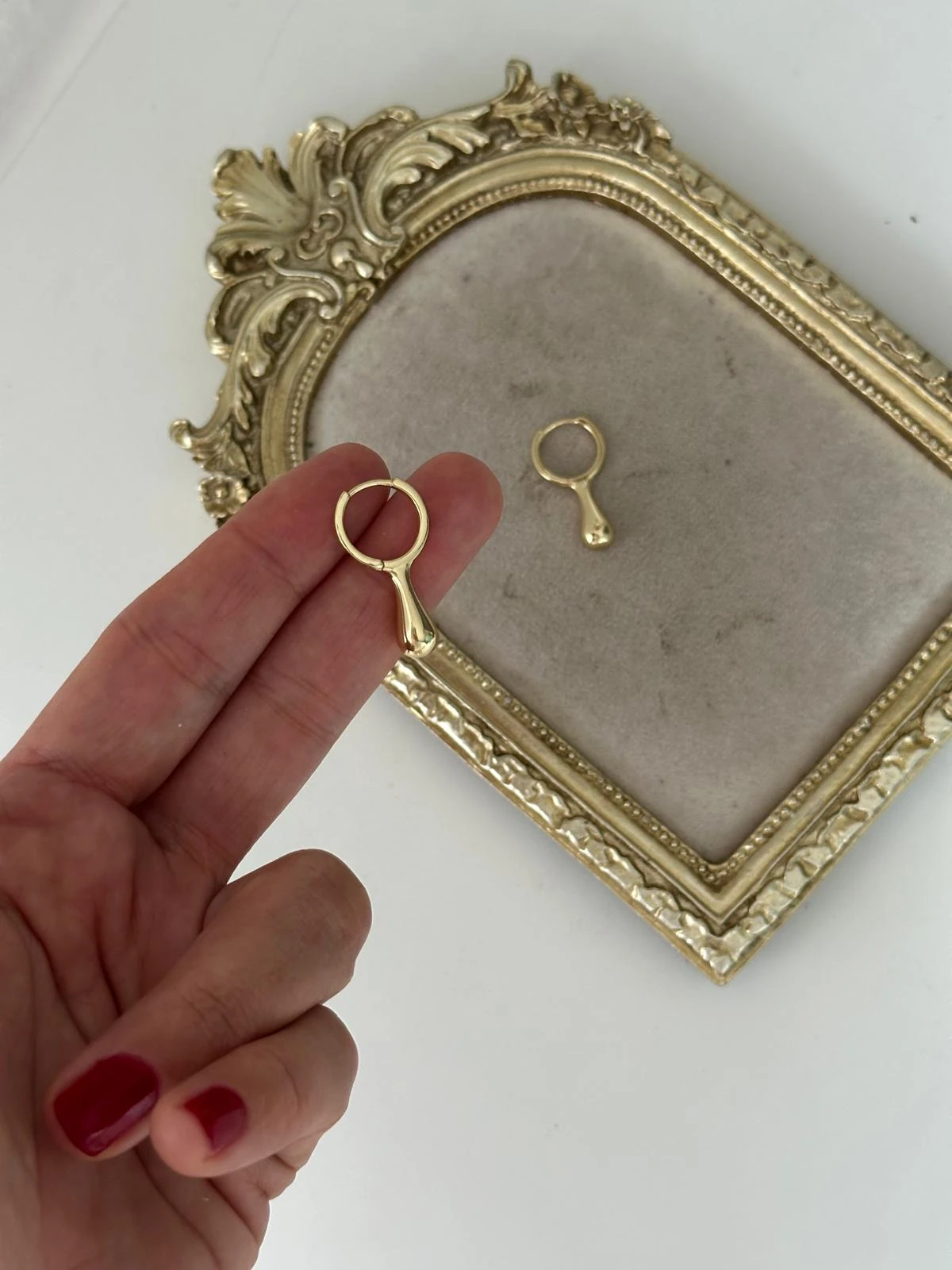 14K Gold Renkli Halka Damla Sarkıt Formlu Küpe