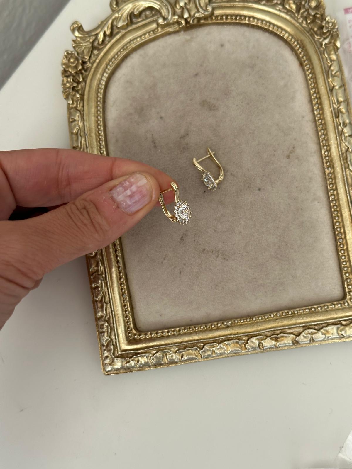 14K Gold Renkli Oval Kesim Önü Çiçek Kristal Taşlı Küpe