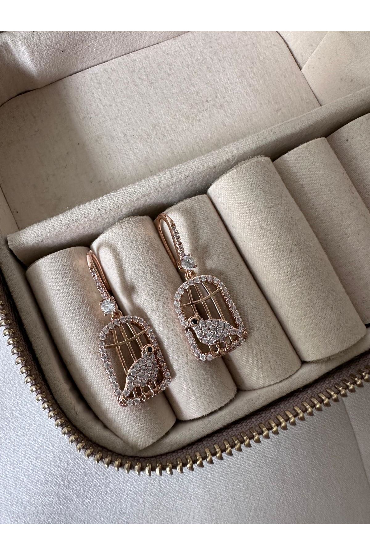 18K Rose Gold Renkli Kuş Figürlü Taşlı Küpe