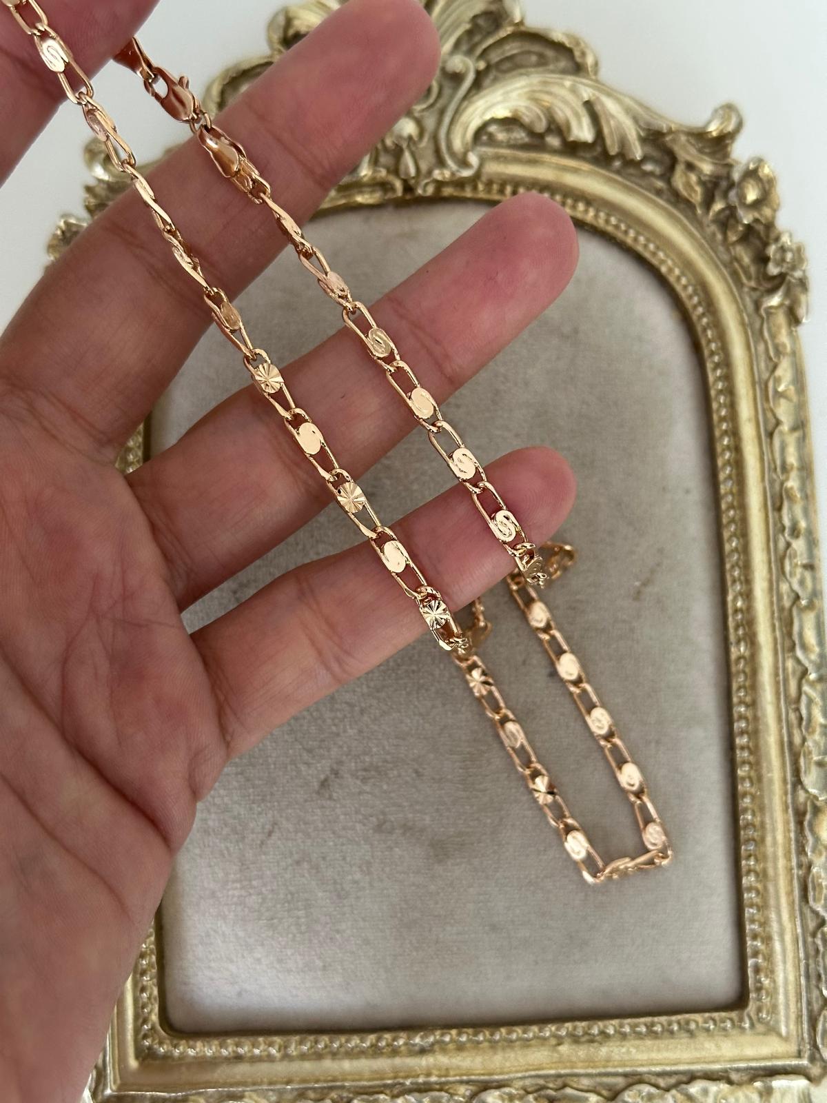 18K Rose Gold Marka Pul Desenli Kolye