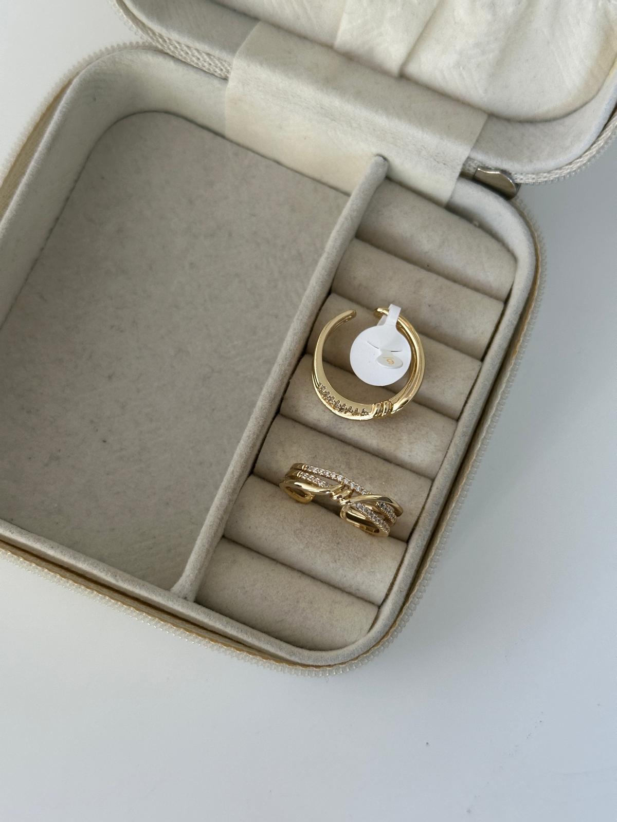 14K Gold Renkli Kuyum Ayarlanabilir Üçlü Şerit Dolama Taşlı Yüzük