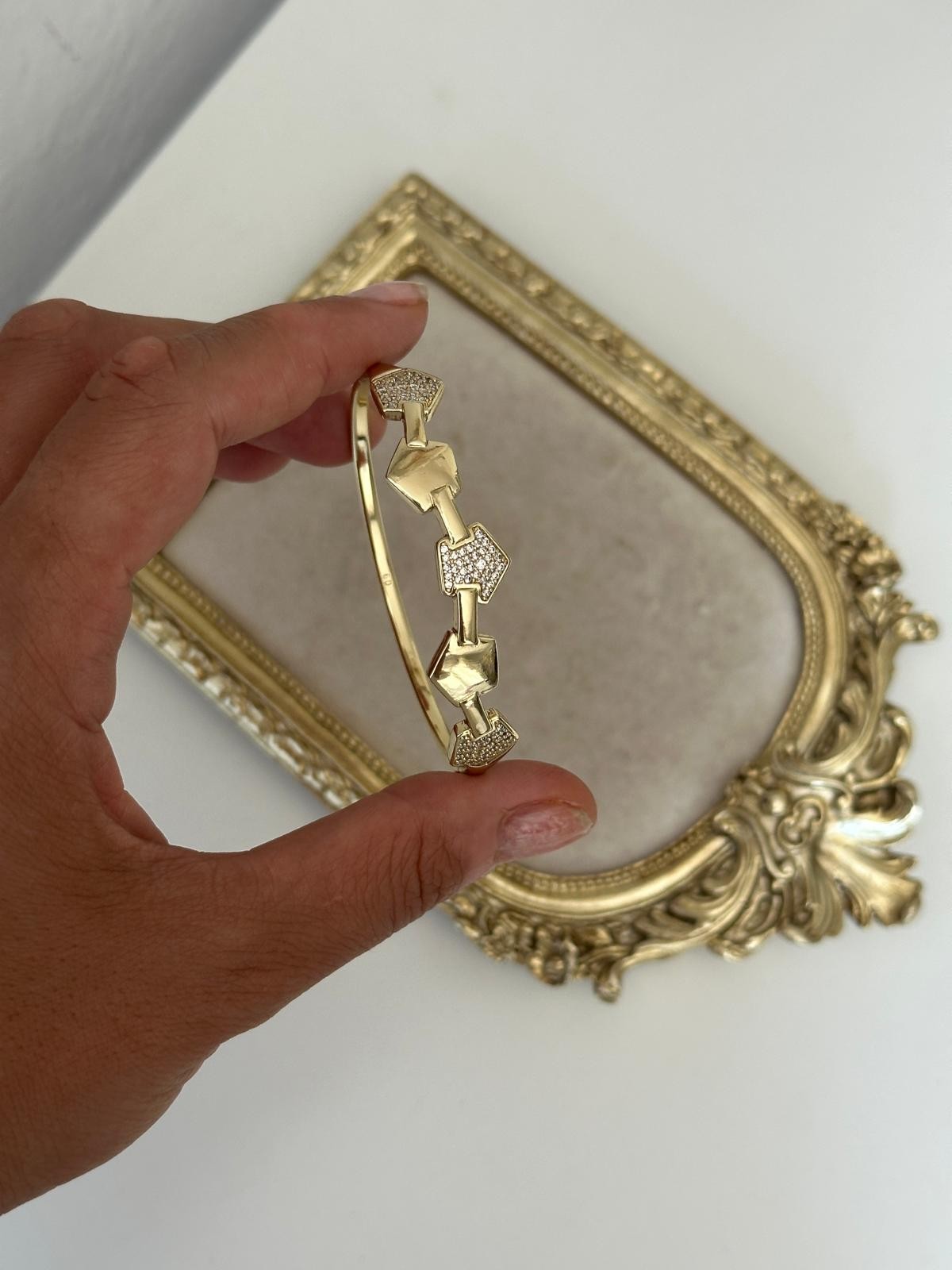 14K Gold Renkli Gometrik Formlu Taşlı Kelepçe