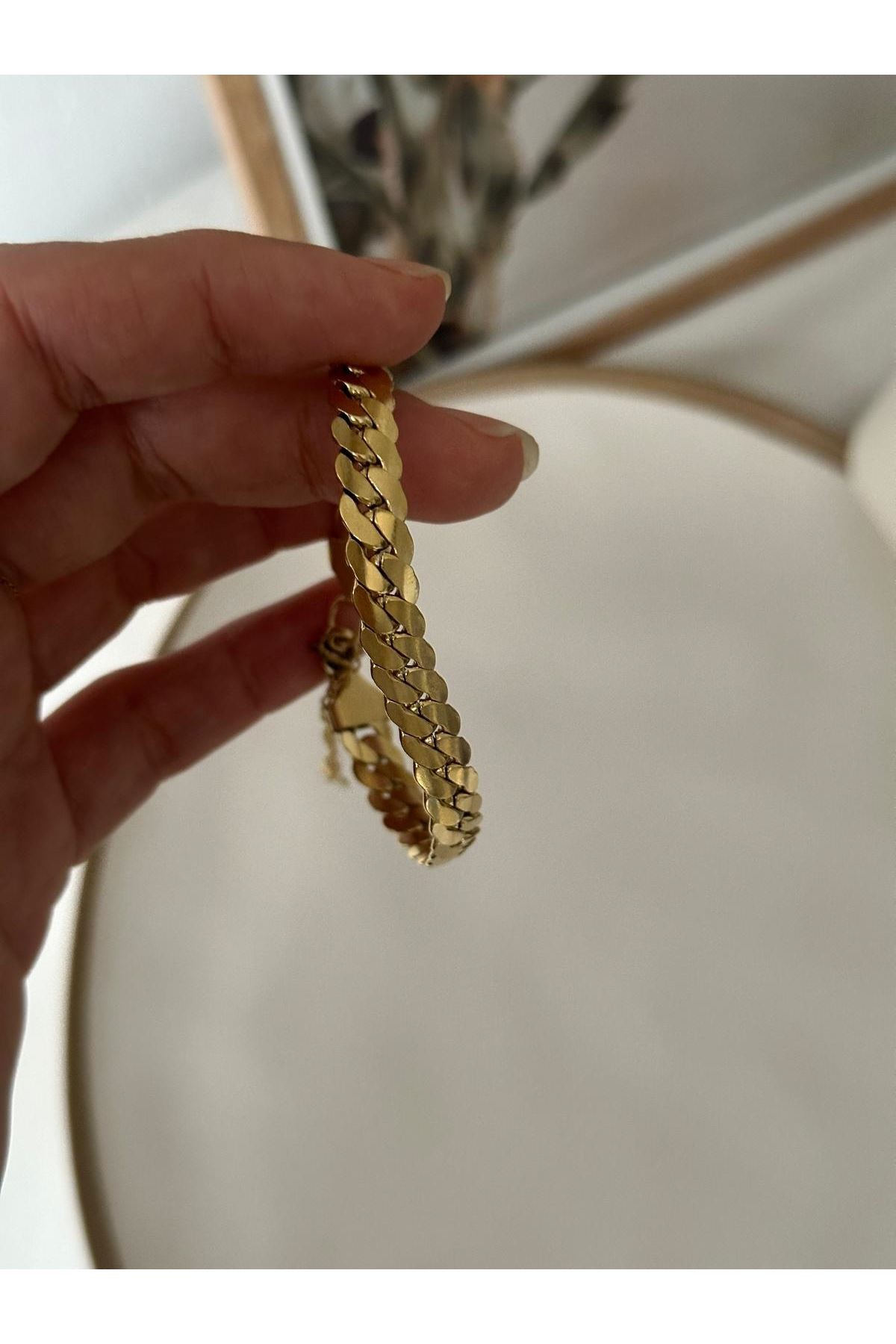 Gold Balık Sırtı Orta Kalın Bileklik