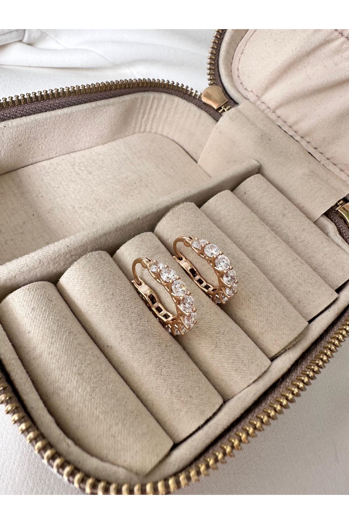 18K Rose Gold Renkli Elmas Form Halka Taşlı Küpe