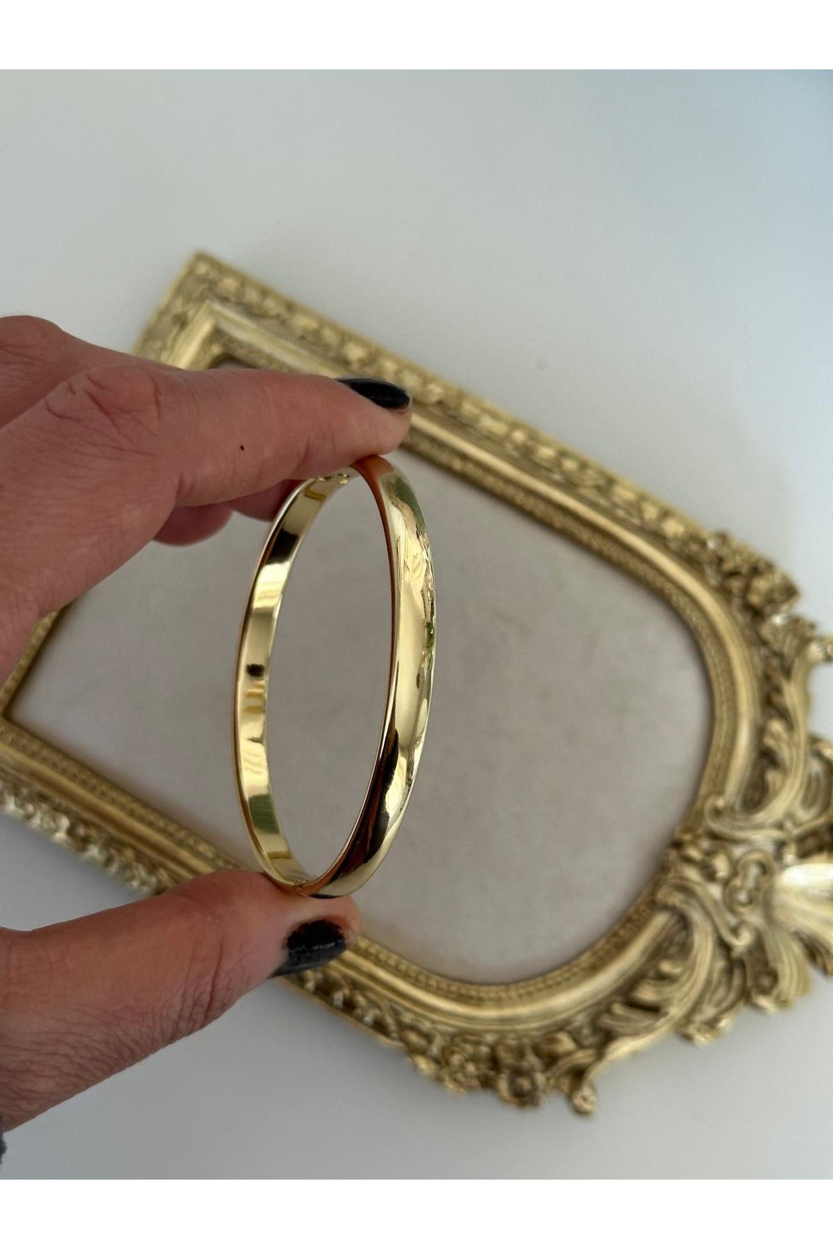 14K Gold Orta Kalın Bomb AJDA Kelepçe