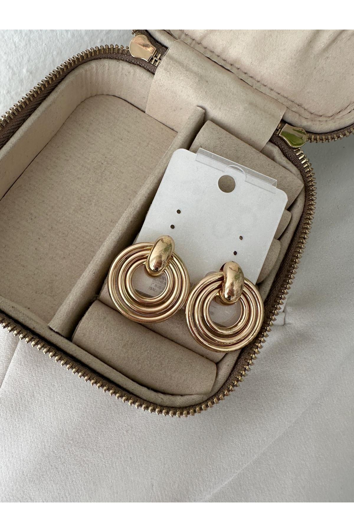 Marka Dolama Üçlü Plaka Küpe