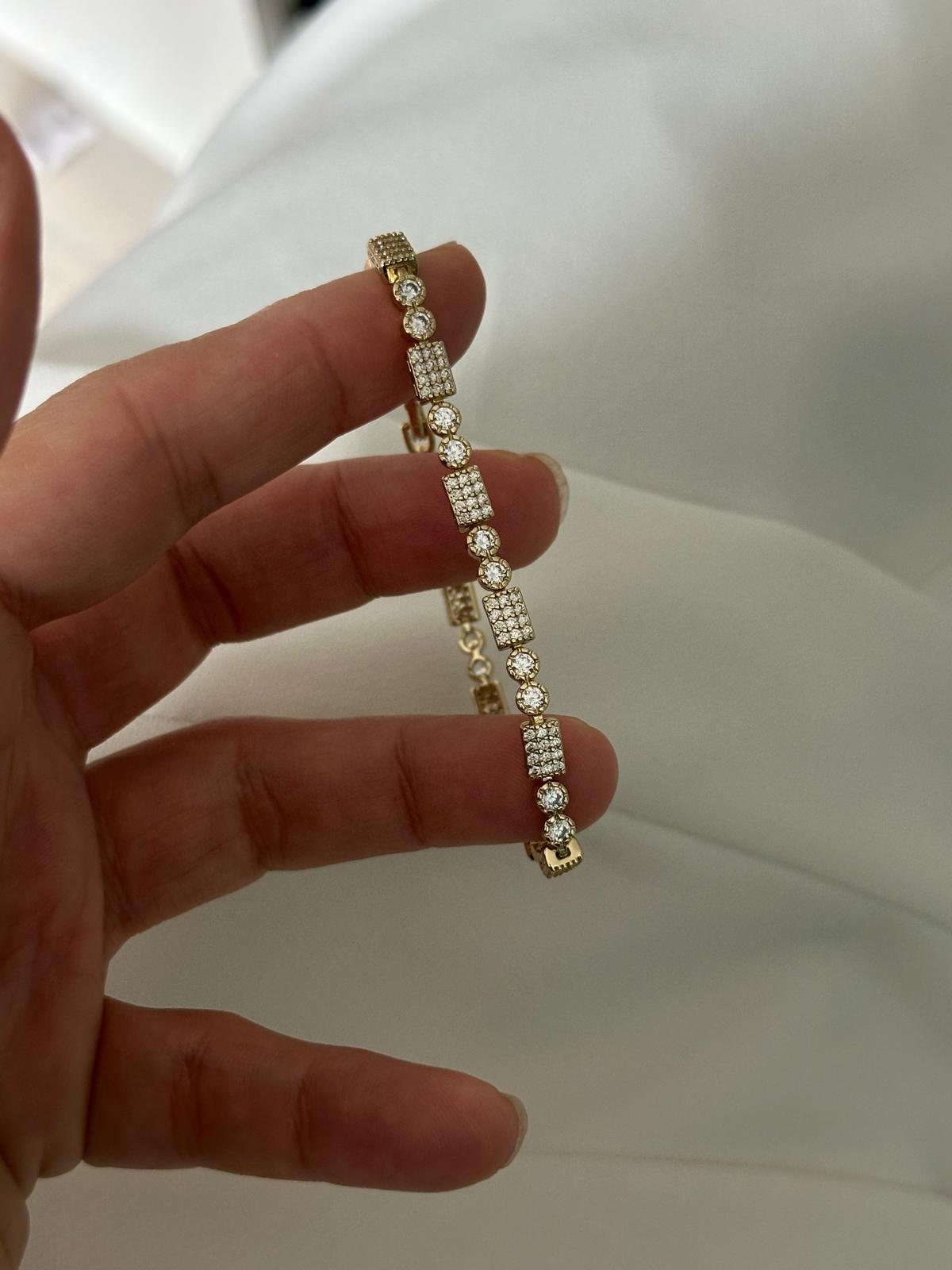 14K Gold Renkli Full Dikdörtgen Çift Yuvarlak Taşlı Bileklik