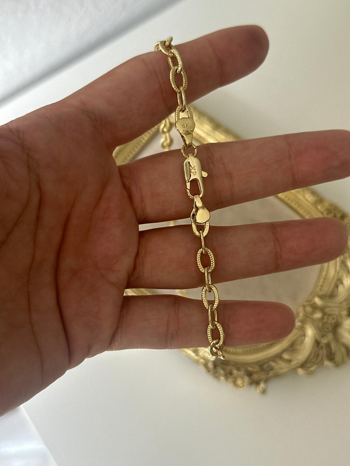 14K Gold Renkli Varaklı Oval Kesim Kolye