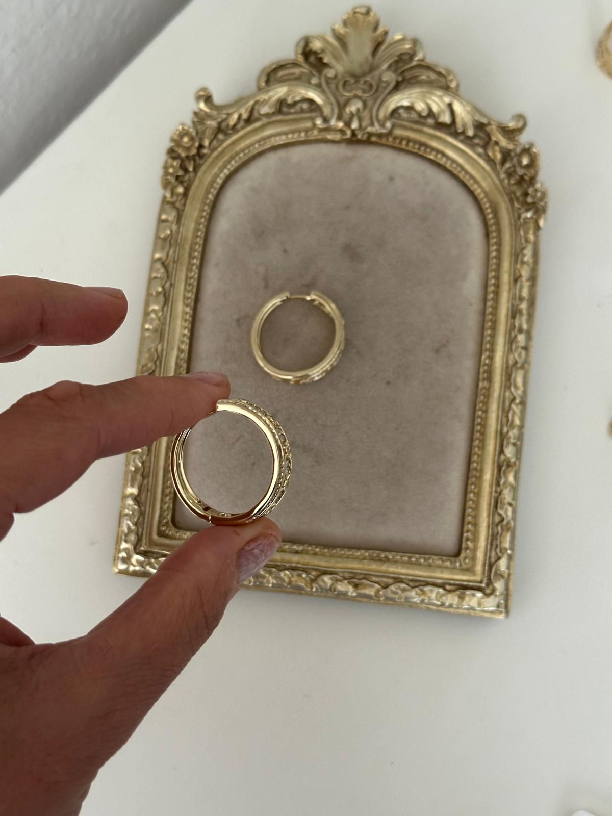 14K Gold Renkli Kalın Halka İnci İşçilik Taşlı Küpe