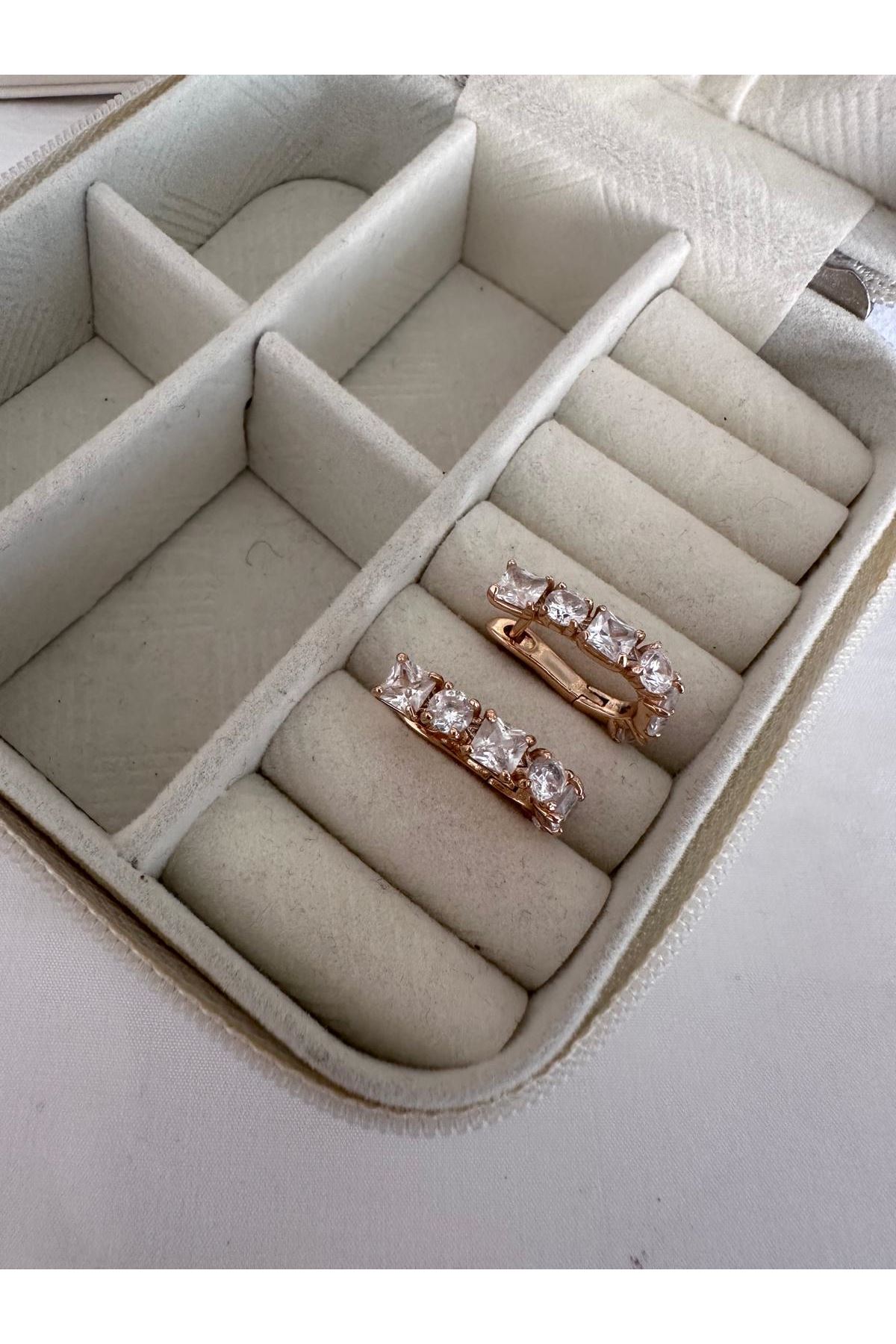 18K Rose Gold Renkli Oval Lale Kesim Önü Kare Yuvarlak Kristal Taşlı Küpe