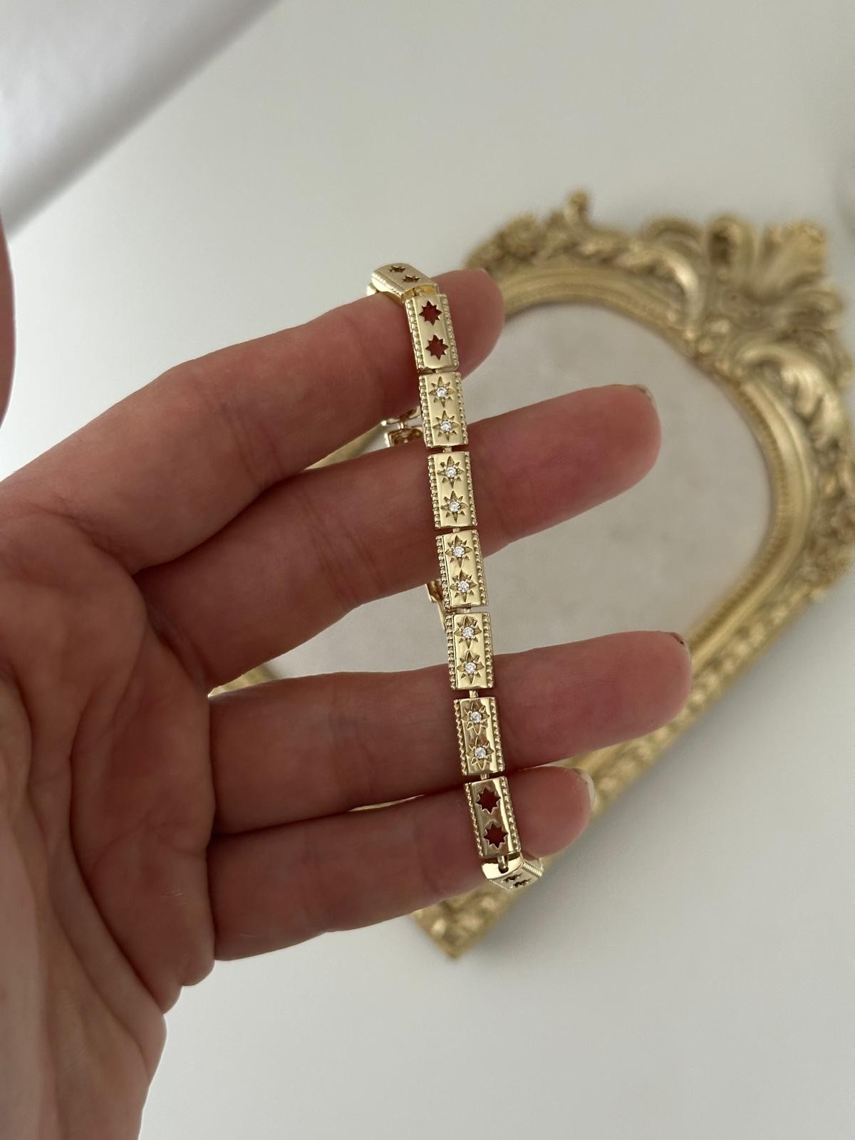 14K Gold Dikdörtgen Plaka Yıldız Taşlı Bileklik