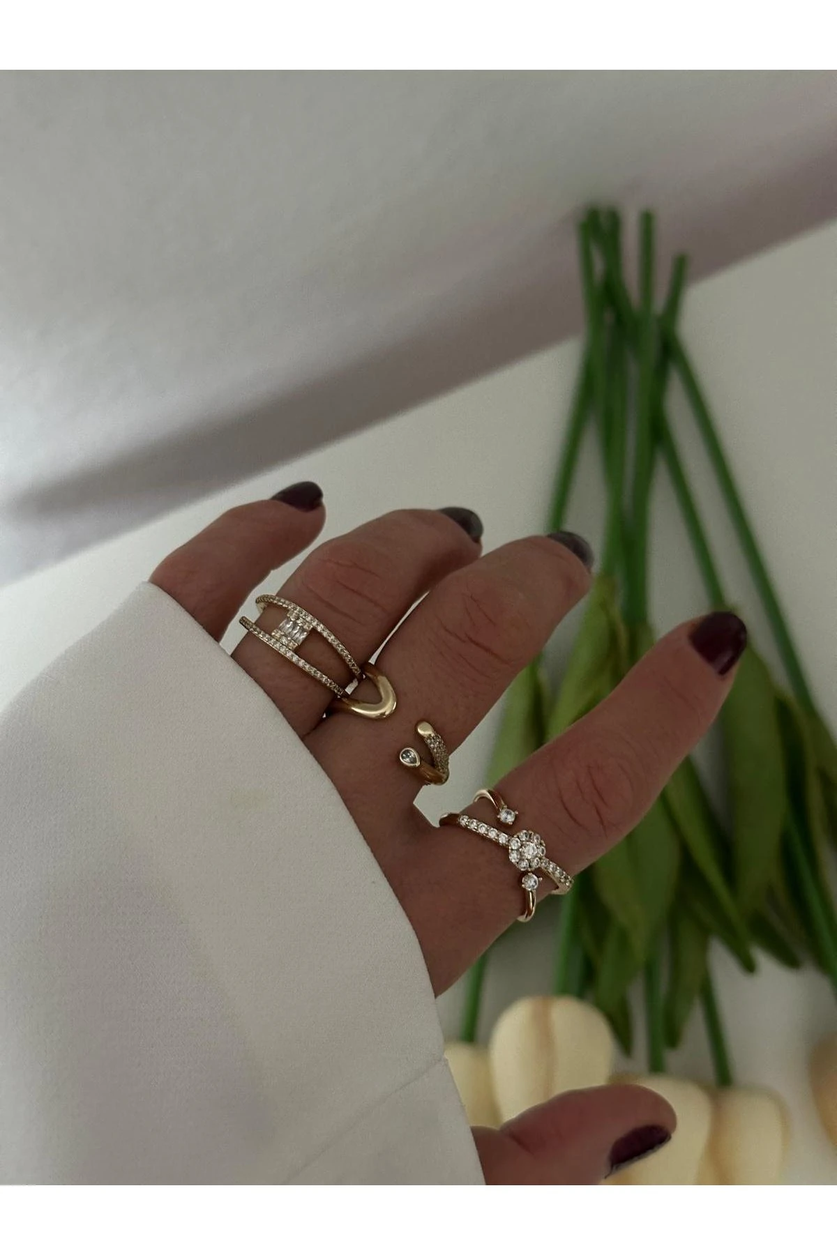 14K Gold Renkli  Ortası Kristal Baget Taşlı İkili Görünüm Yüzük