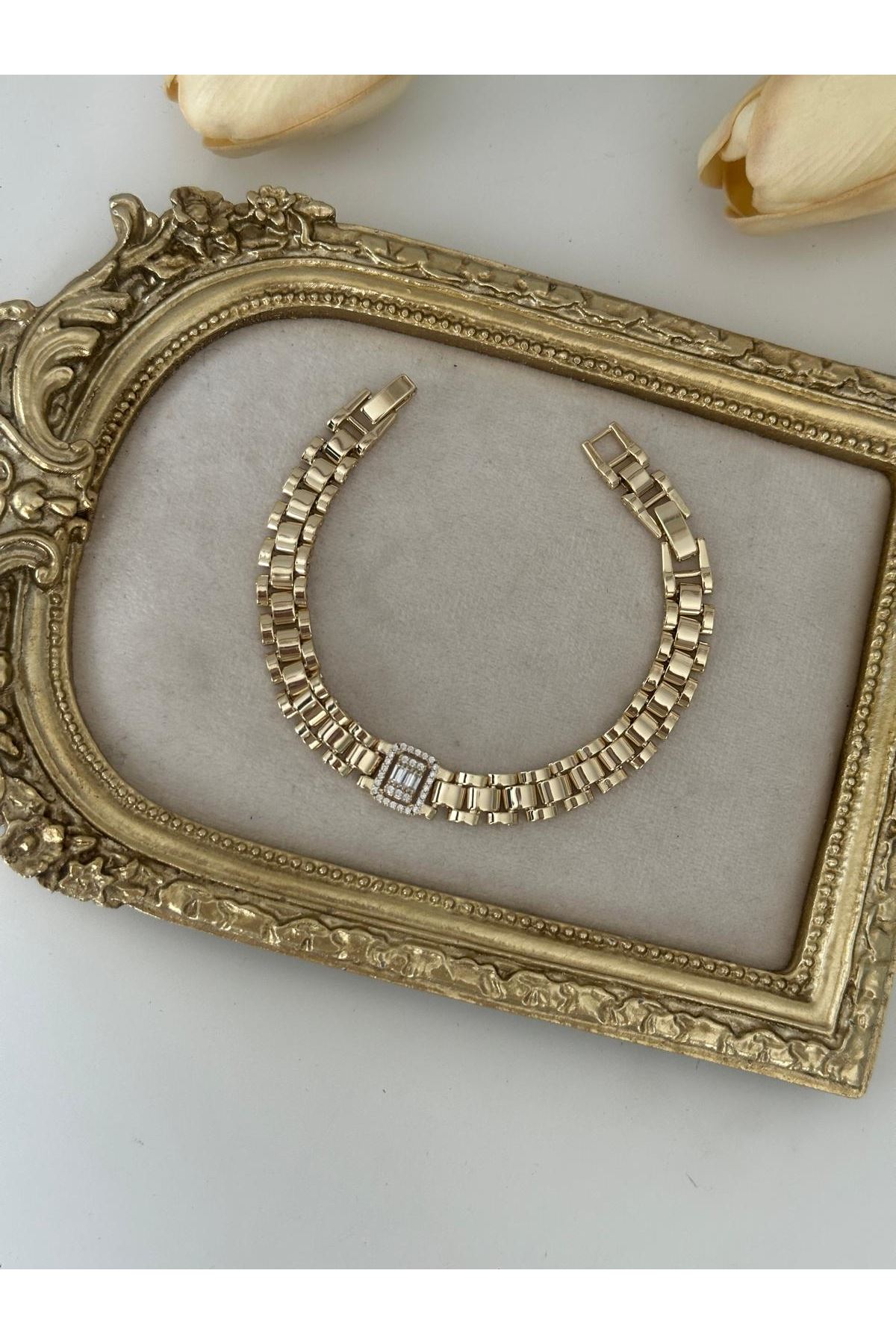 14K Gold Renkli Kordon Kemer Ortası Baget Taşlı Bileklik