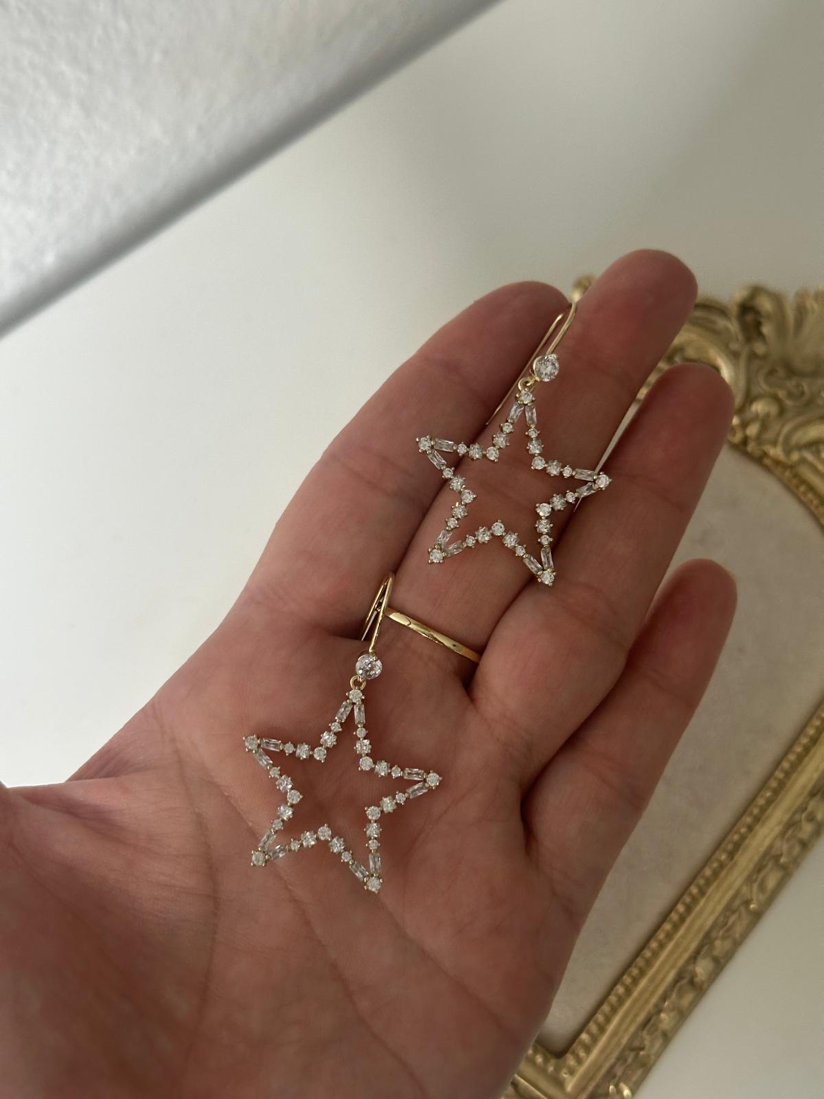 14K Gold Yıldız Taşlı Çengel Küpe