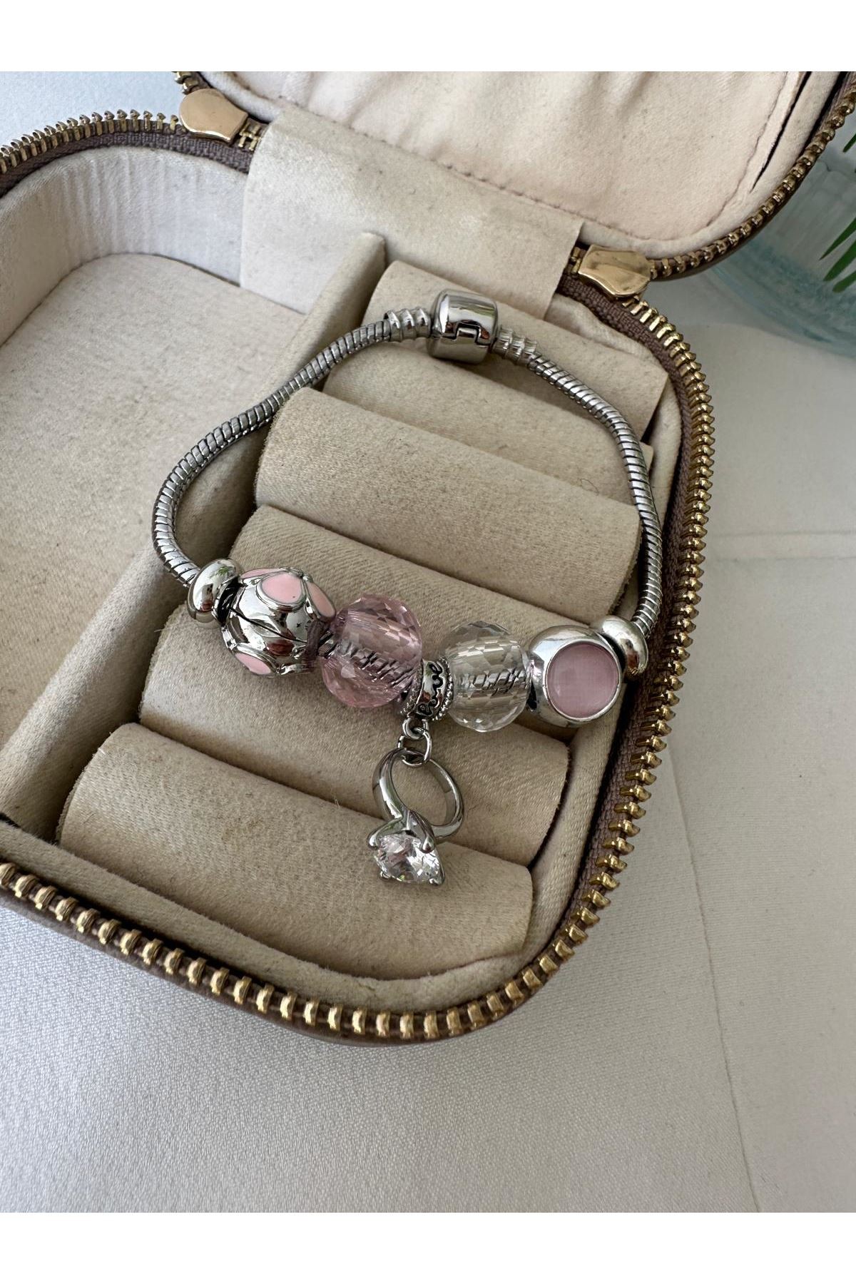 Gümüş Renkli Yüzük Pembe Çiçek Figürlü Bol Charmlı Pandora Bileklik