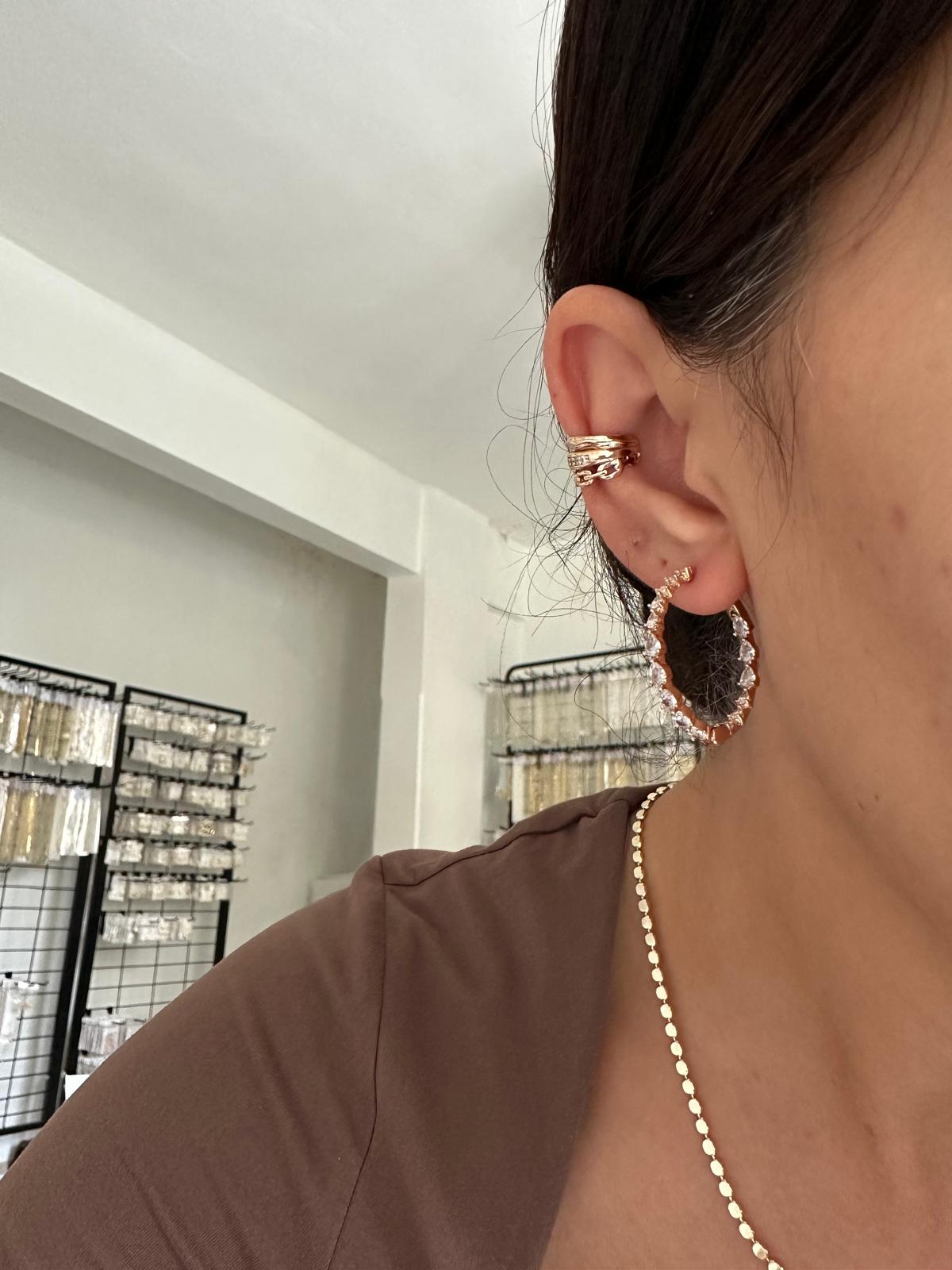 18K Rose Gold İçi Dışı İrili Ufaklı Kristal Damla Taşlı Küpe