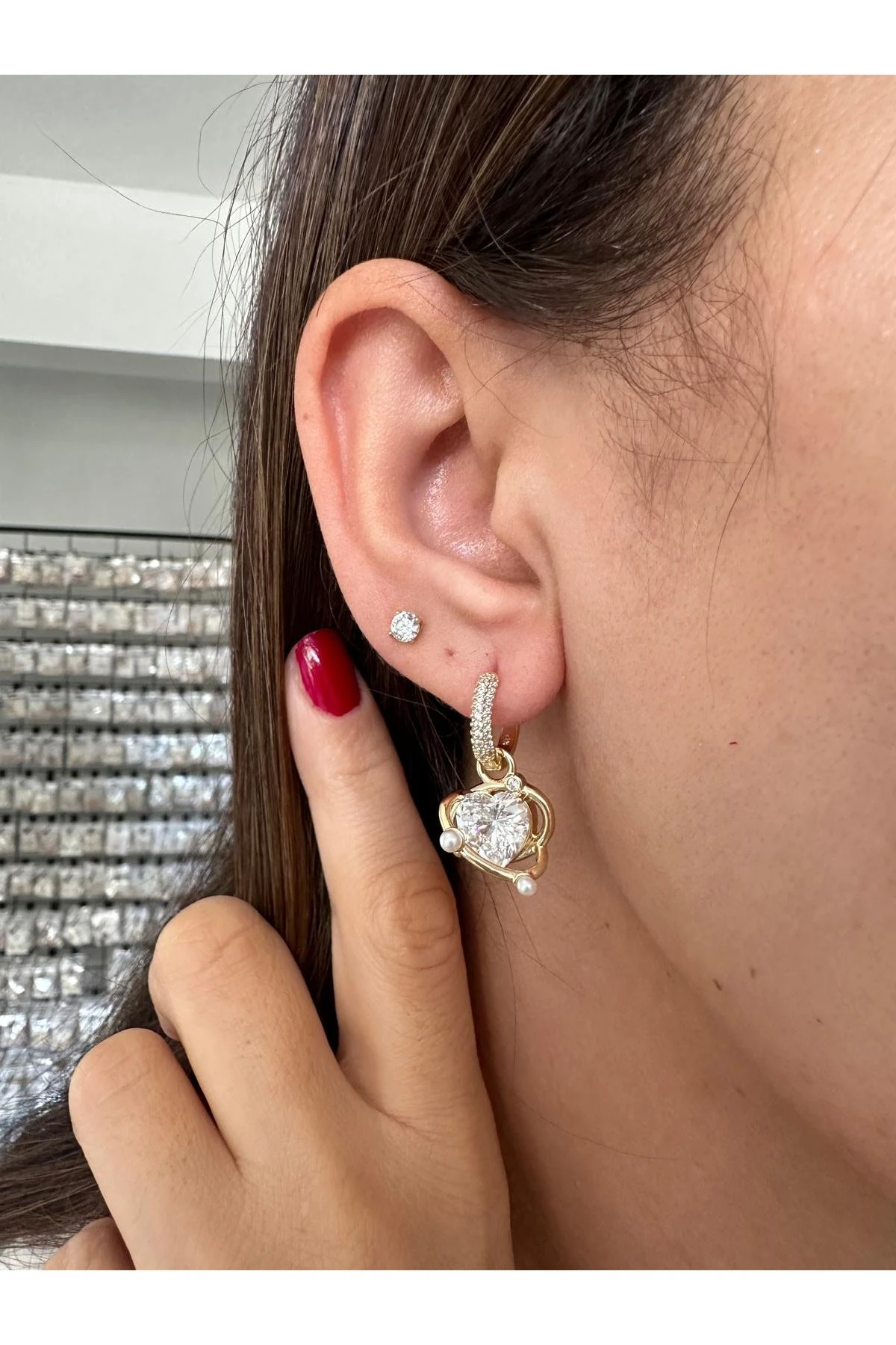 14K Gold Renkli  İki Kullanımlı Kristal Şerit İnci Detaylı Küpe