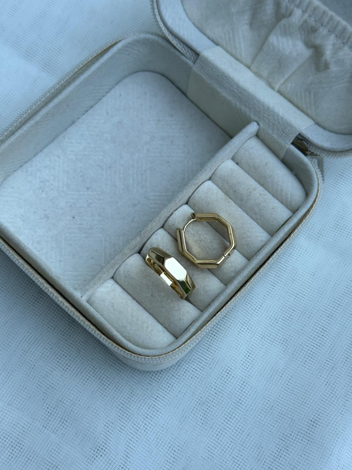14K Gold Renkli Beşgen Dolum Kesim Kuyum Model Küpe