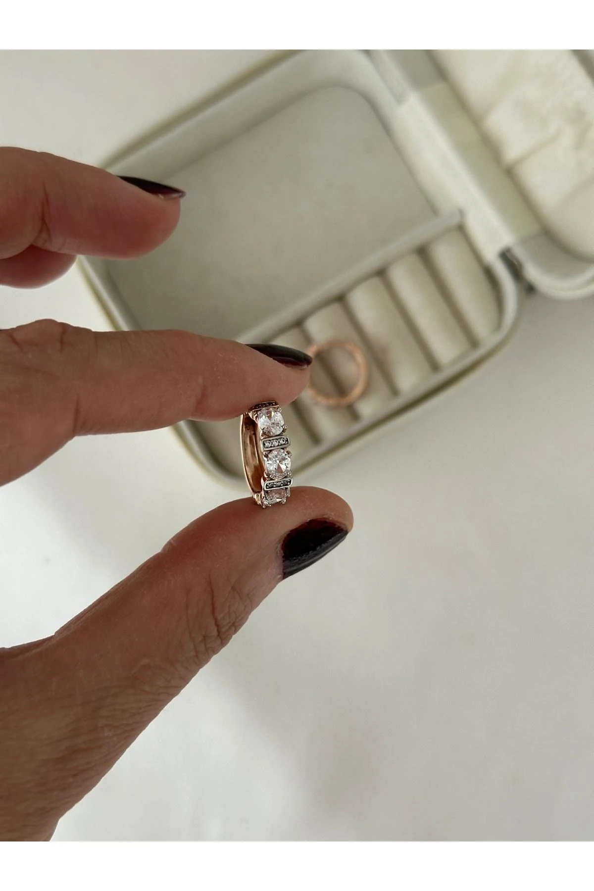 18K Rose Gold Renkli Mix Elmas Taşlı Araları Montür Taşlı Halka Küpe