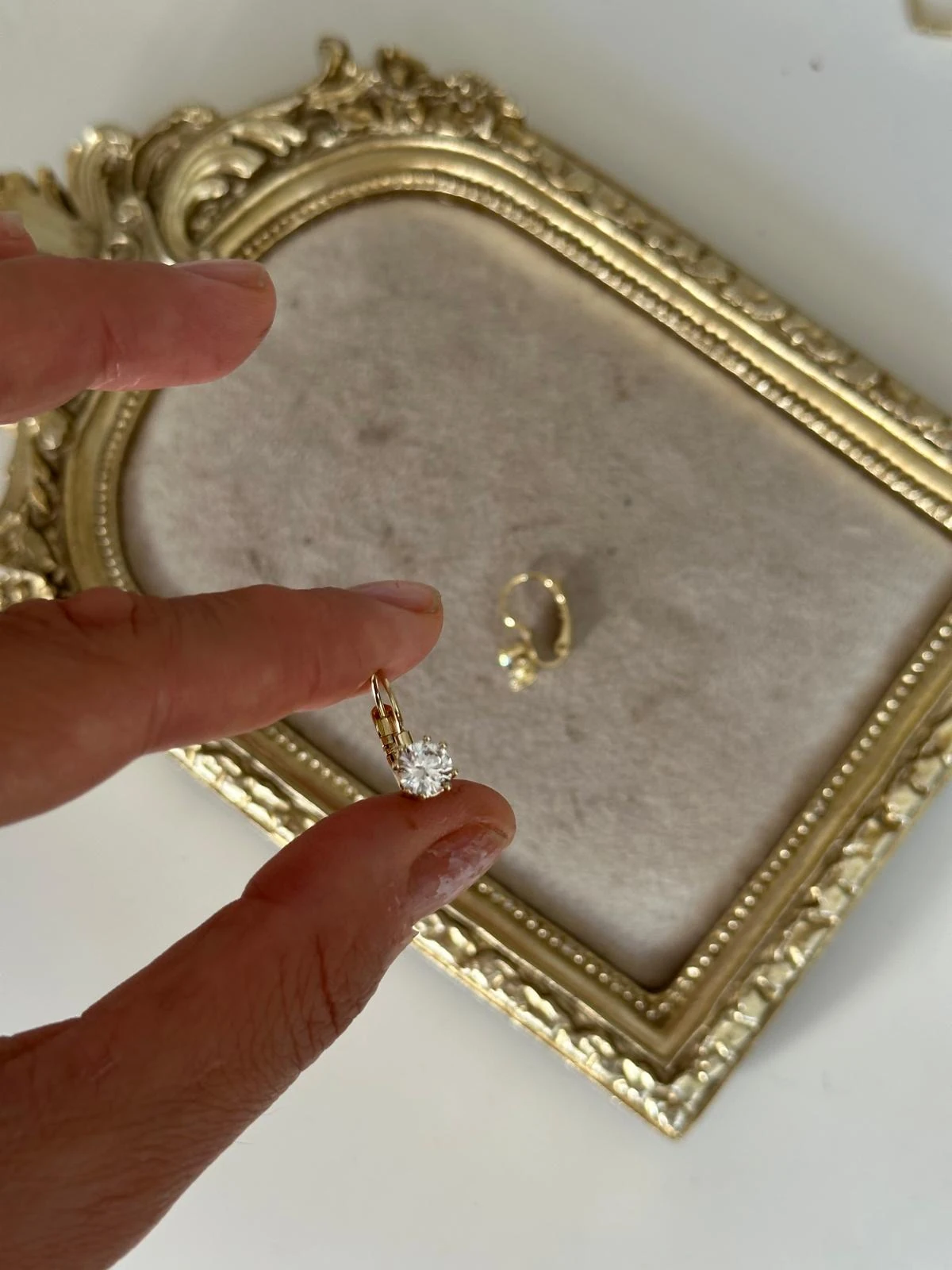 14K Gold Renkli Kuyum Tek Taşlı Çengel Küpe