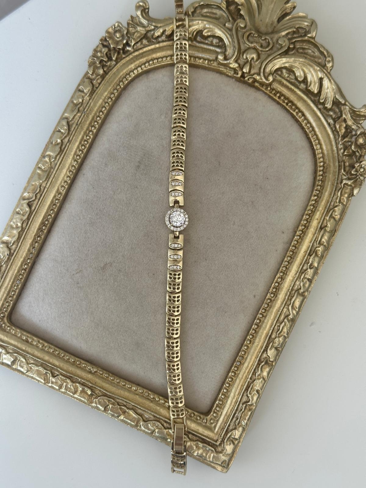 14K Gold Renkli Ortası Elmas Yuvarlak Taşlı İnce İşçilikli Bileklik