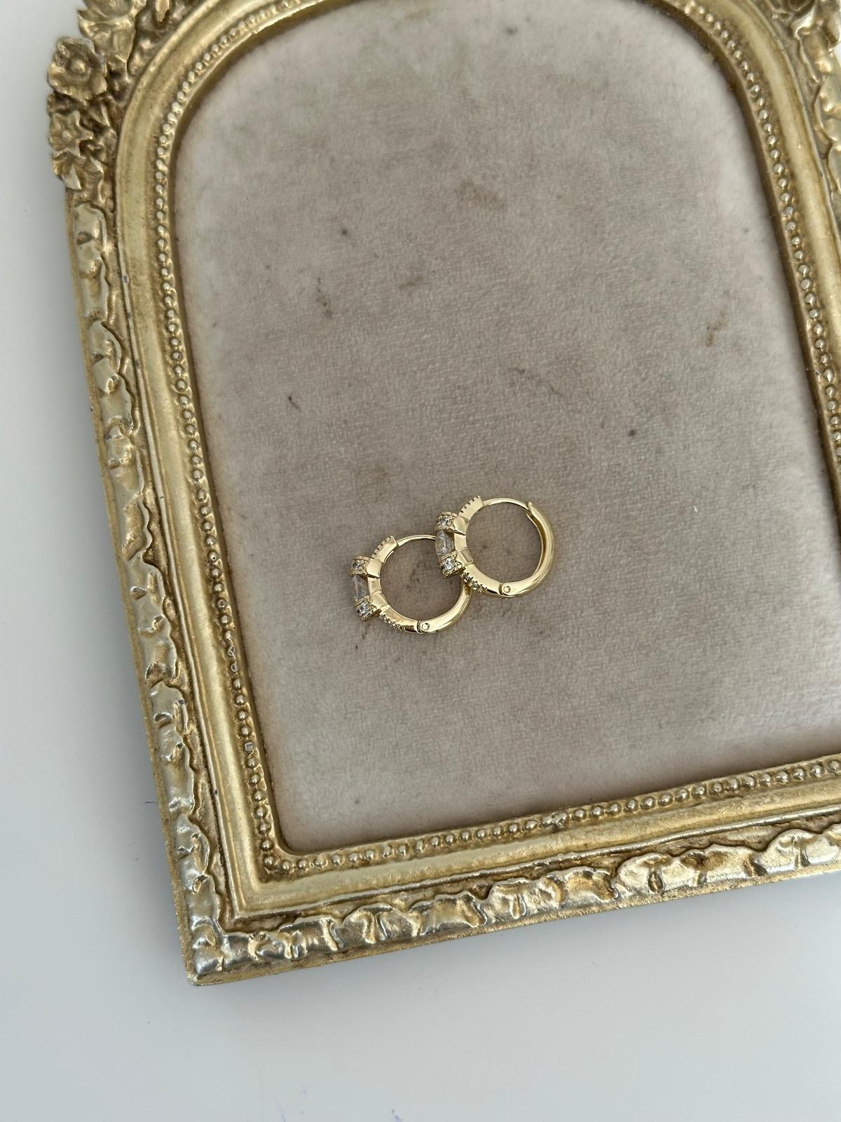 14K Gold Renkli Halka Çift Bombeli Kristal Taşlı Halka Küpe