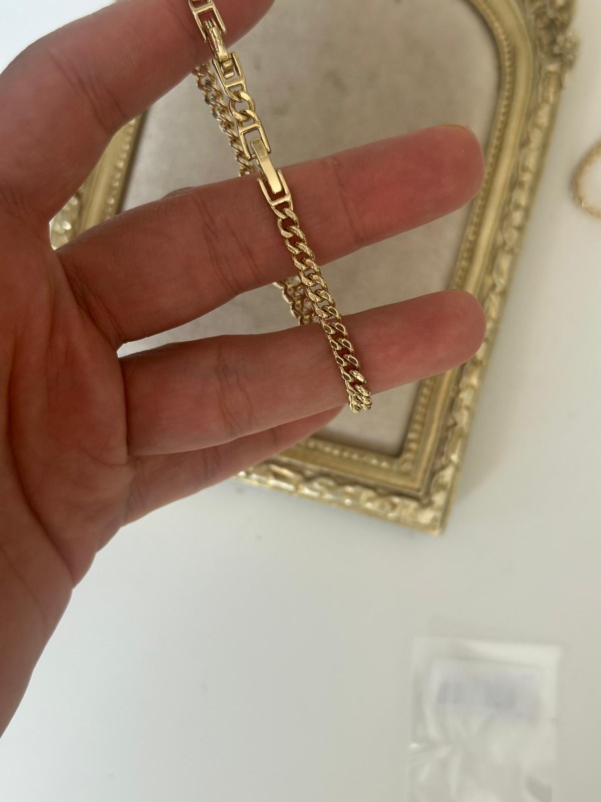 14K Gold Renkli Ortası Plaka Sabit Kalp Taşlı Örme Bileklik