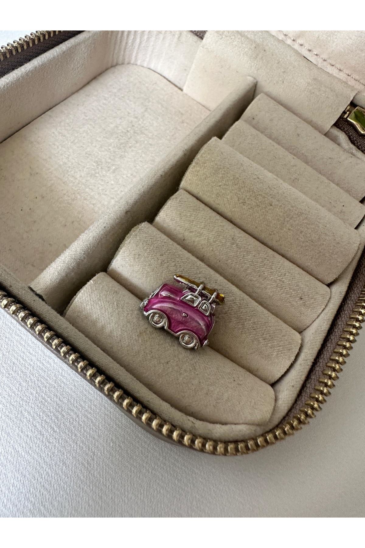 Seyahat Üsttü Valizli Pembe Araba Charm