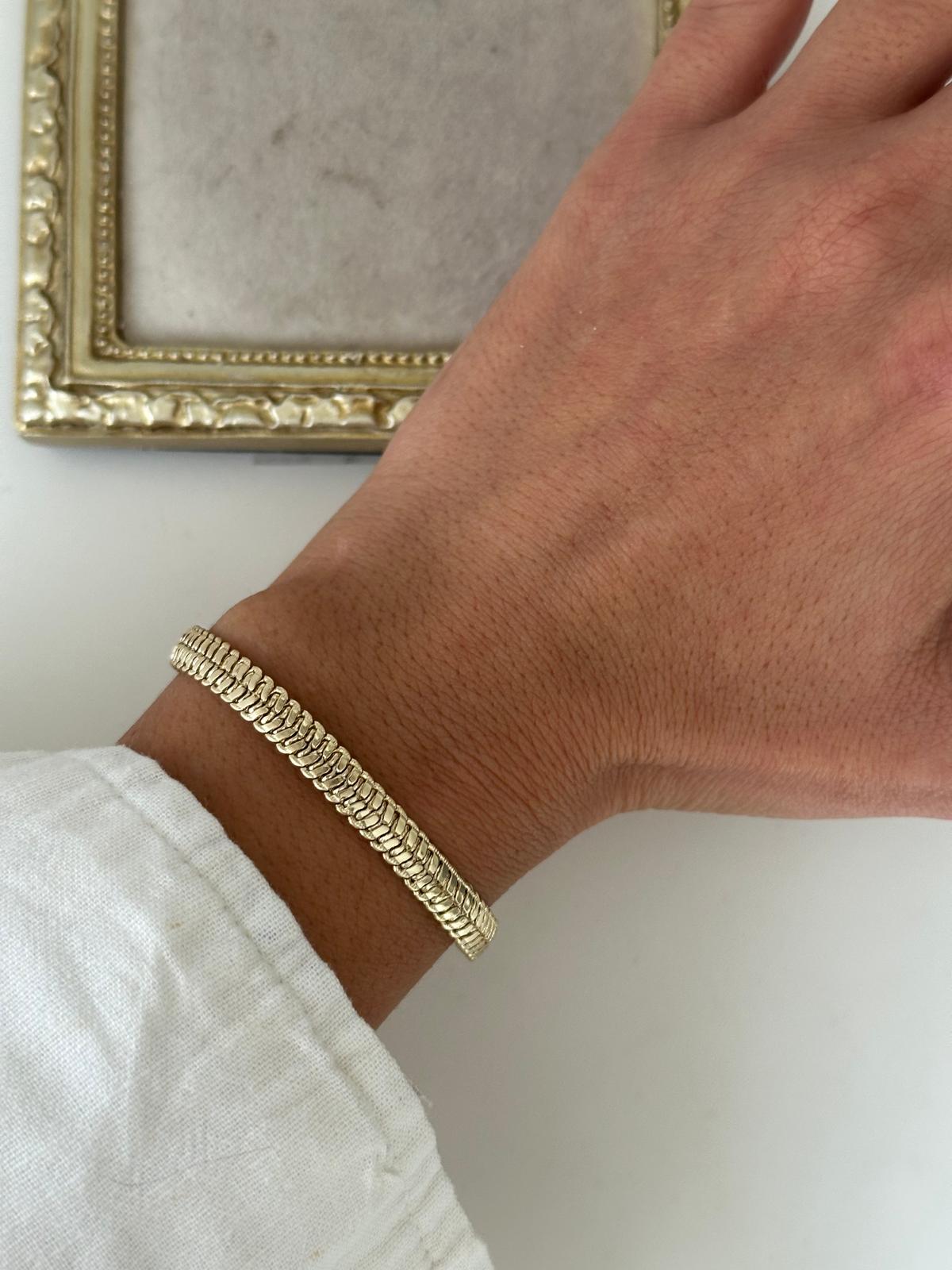 14K Gold Renkli Çift Taraflı Balık Sırtı Orta Kalın Bileklik