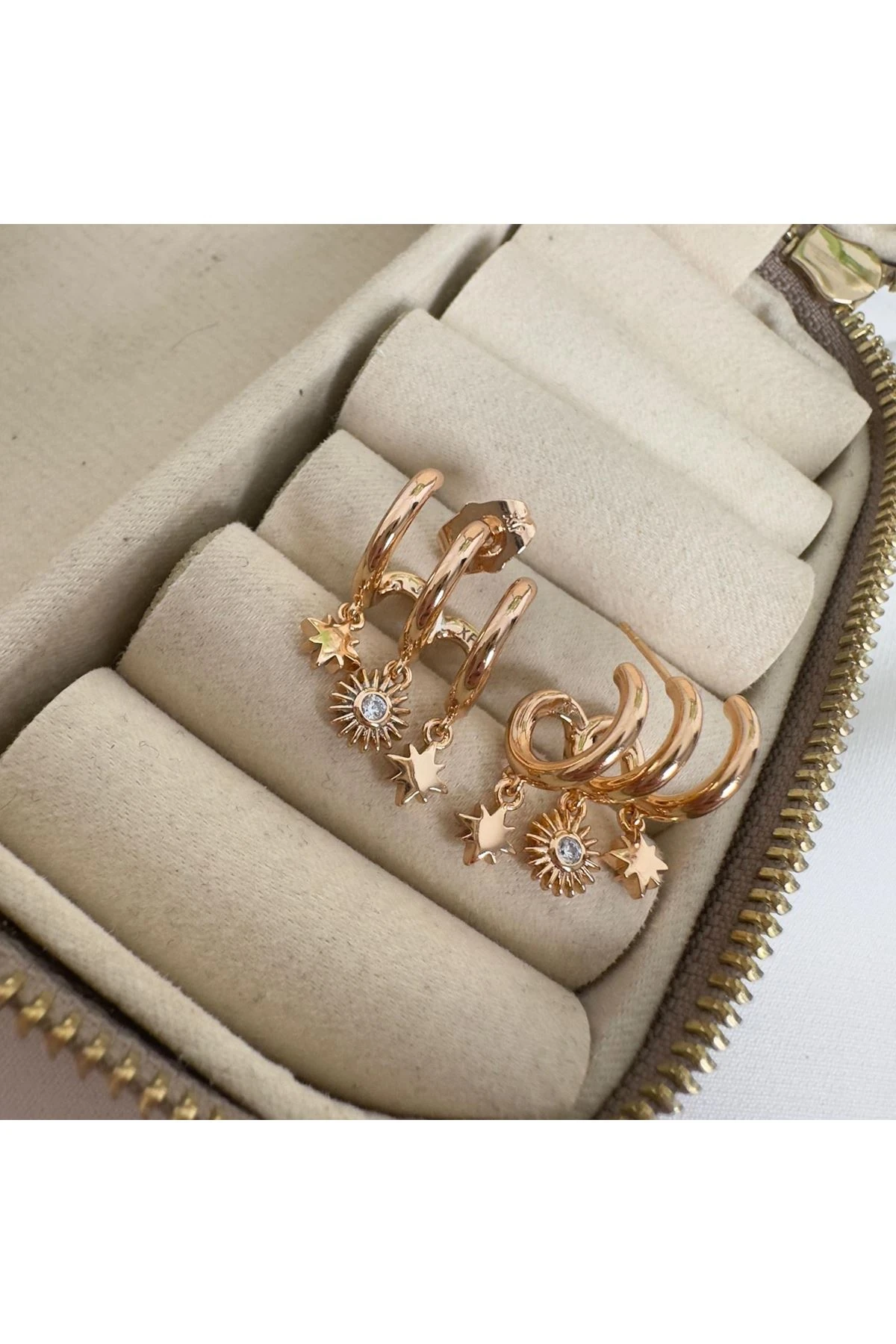 18K Rose Gold Renkli Üç Kulak Deliği Görünümlü Kutup Yıldızlı Küpe